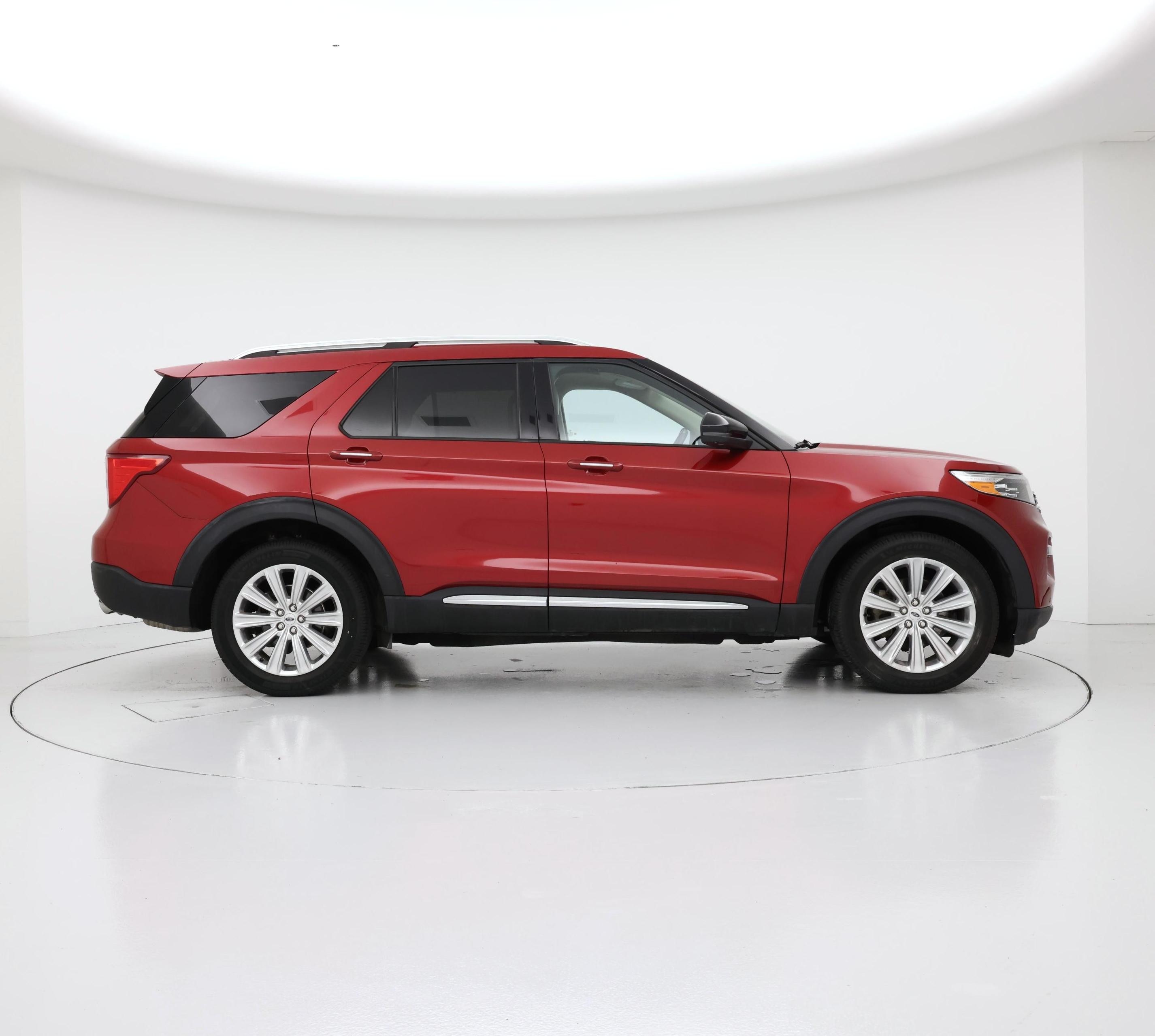 Thumbnail: 2021 Ford Explorer - 7