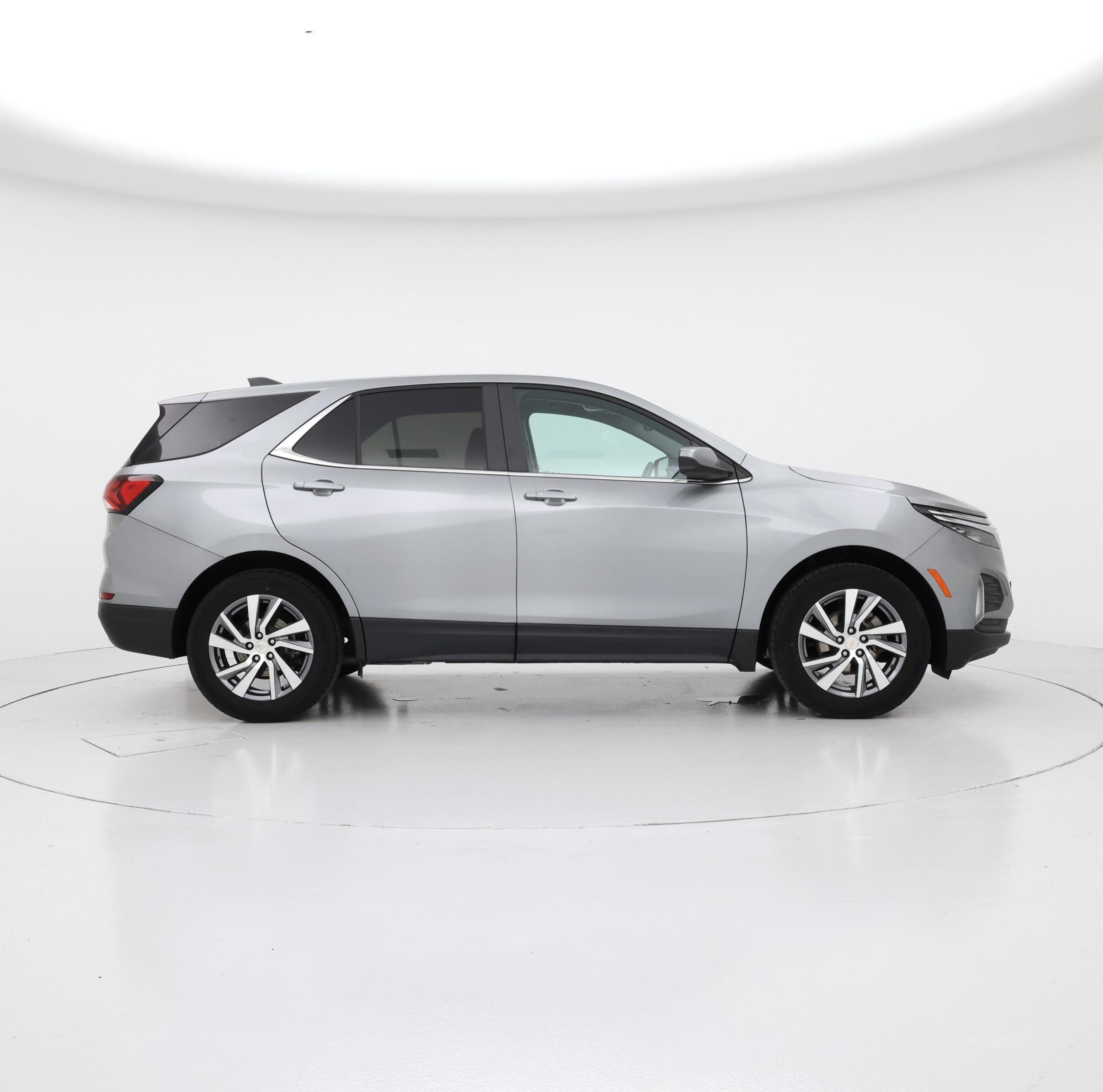 Thumbnail: 2023 Chevrolet Equinox - 7