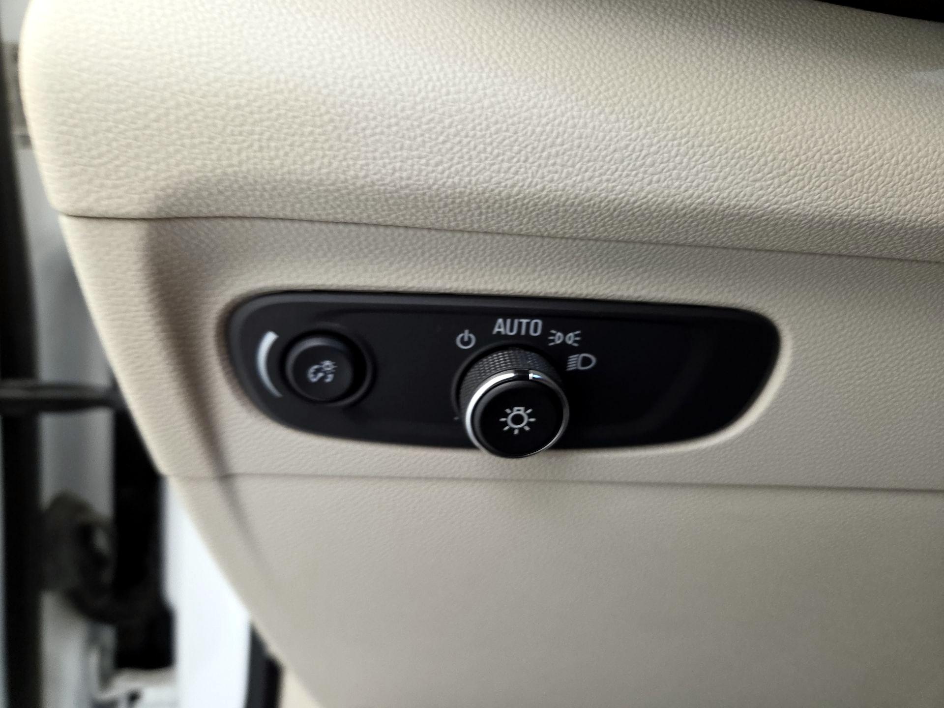 Thumbnail: 2022 Buick Envision - 13