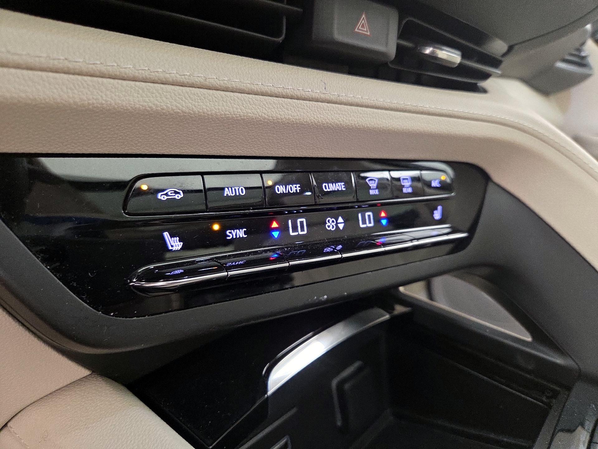 Thumbnail: 2022 Buick Envision - 16