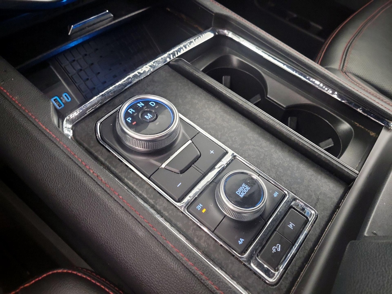 2022 Ford Expedition Limited - Photo 16