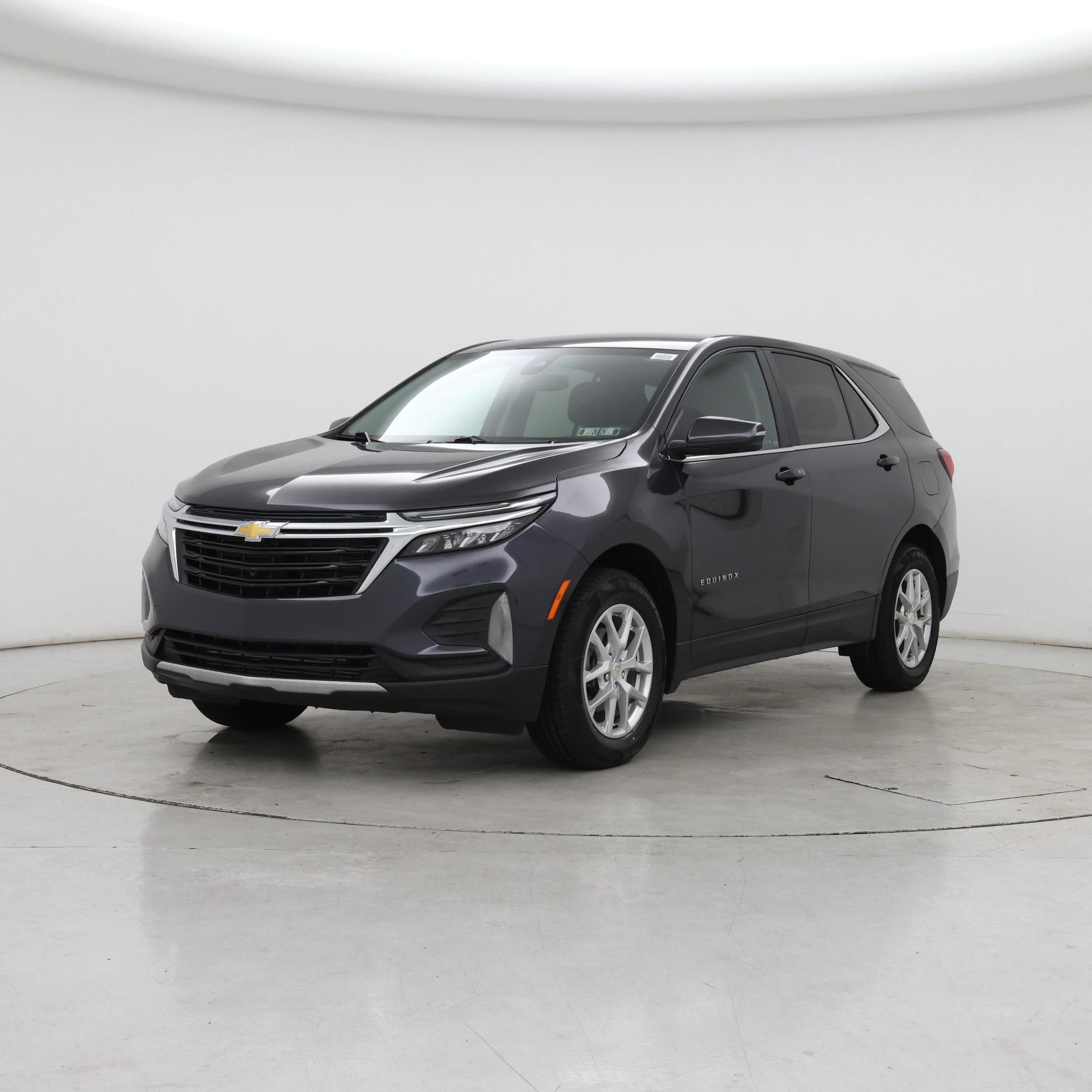 Thumbnail: 2023 Chevrolet Equinox - 4