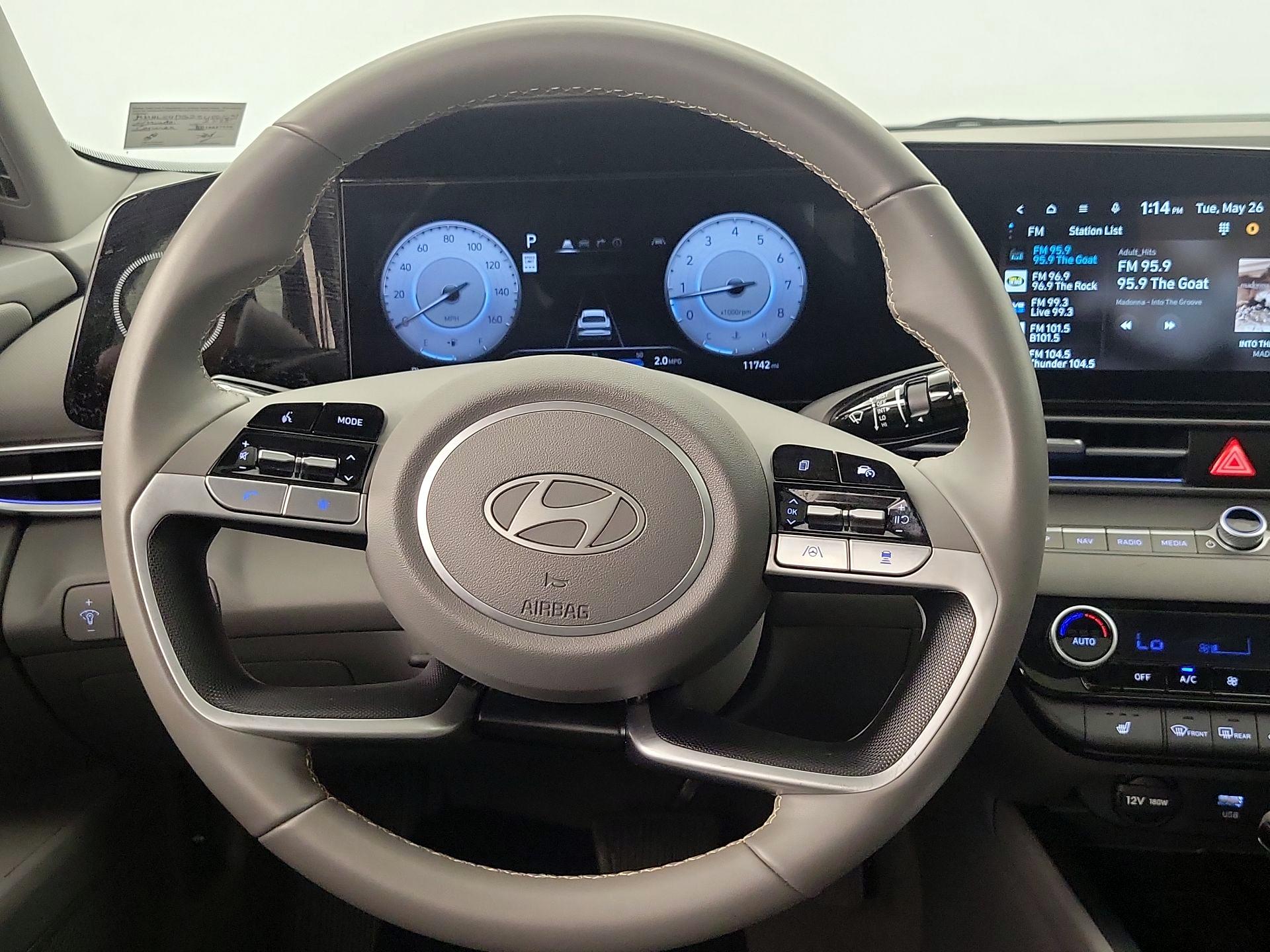 Thumbnail: 2025 Hyundai Elantra - 10