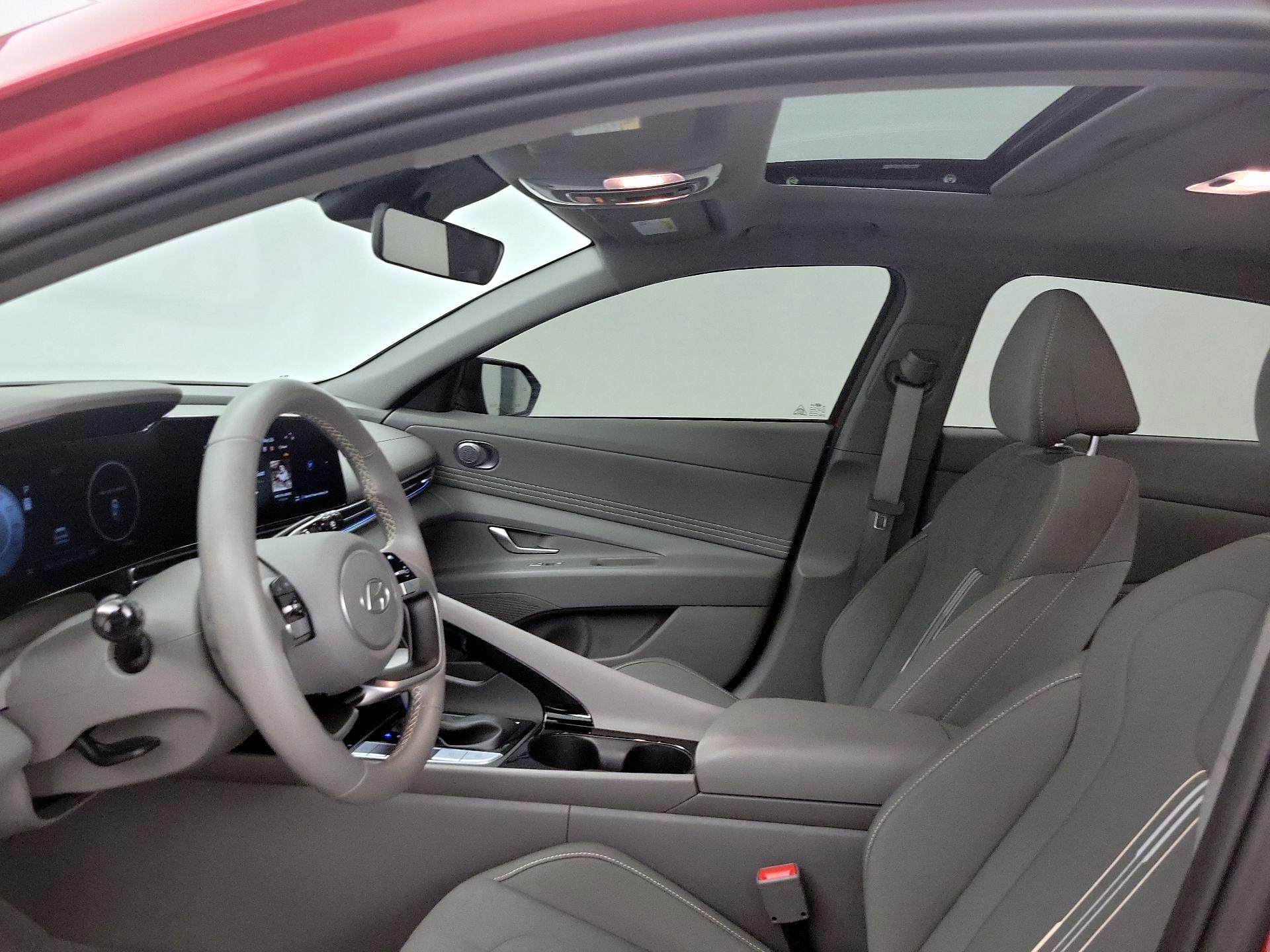 Thumbnail: 2025 Hyundai Elantra - 19