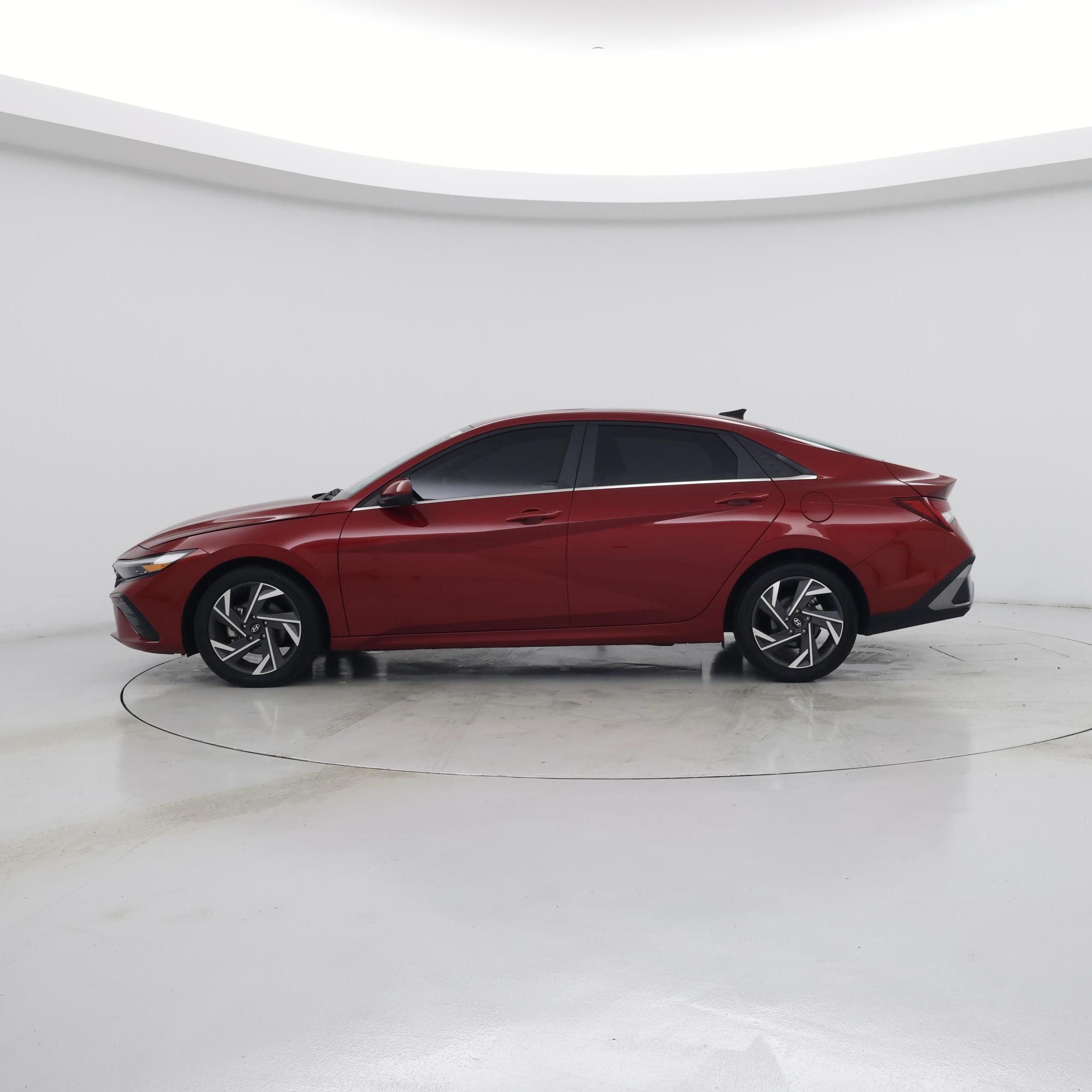Thumbnail: 2025 Hyundai Elantra - 3