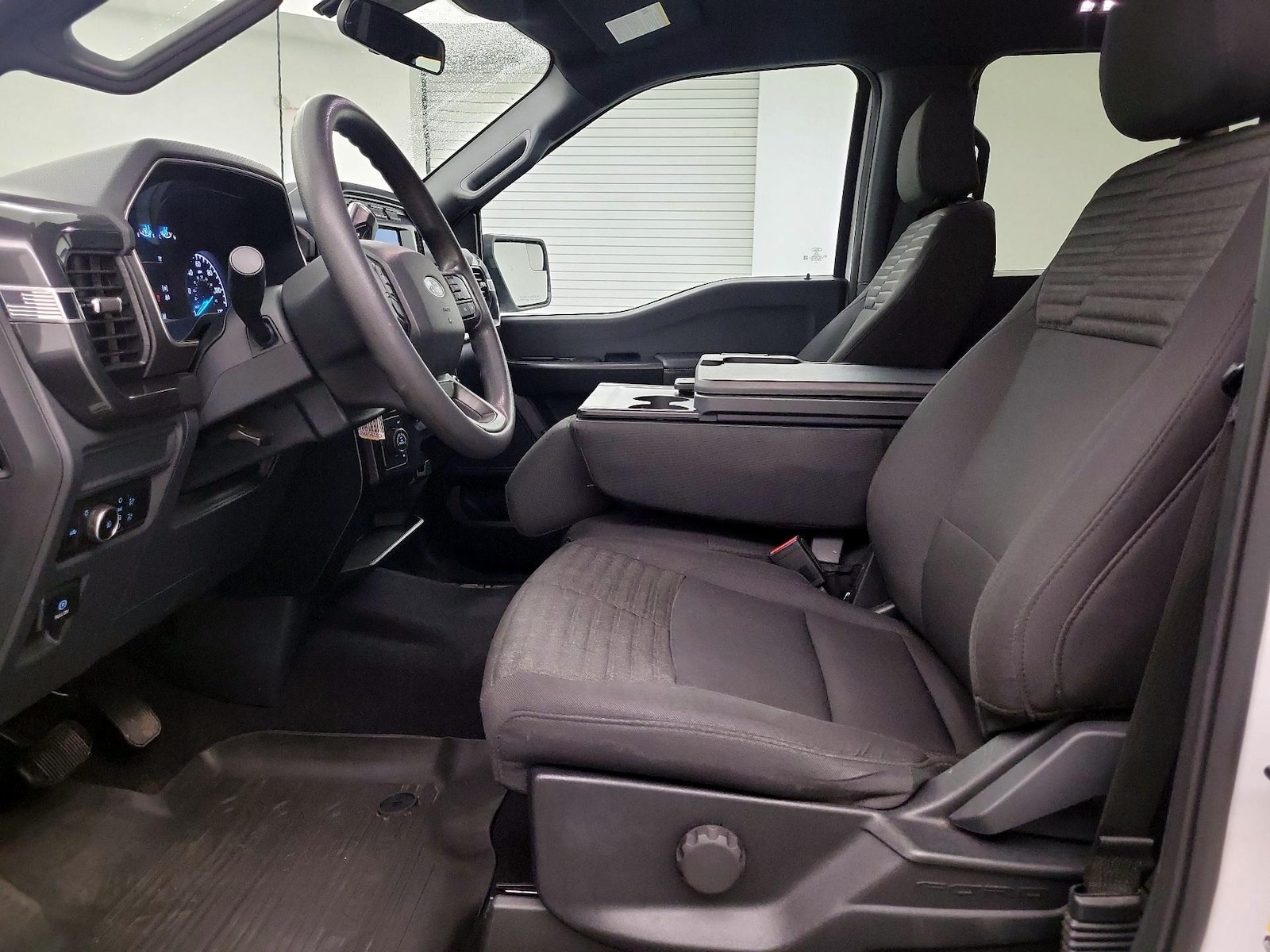 2023 Ford F-150 XL - Photo 10
