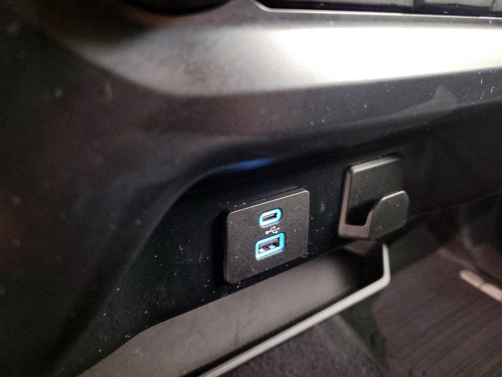 2023 Ford F-150 XL - Photo 18