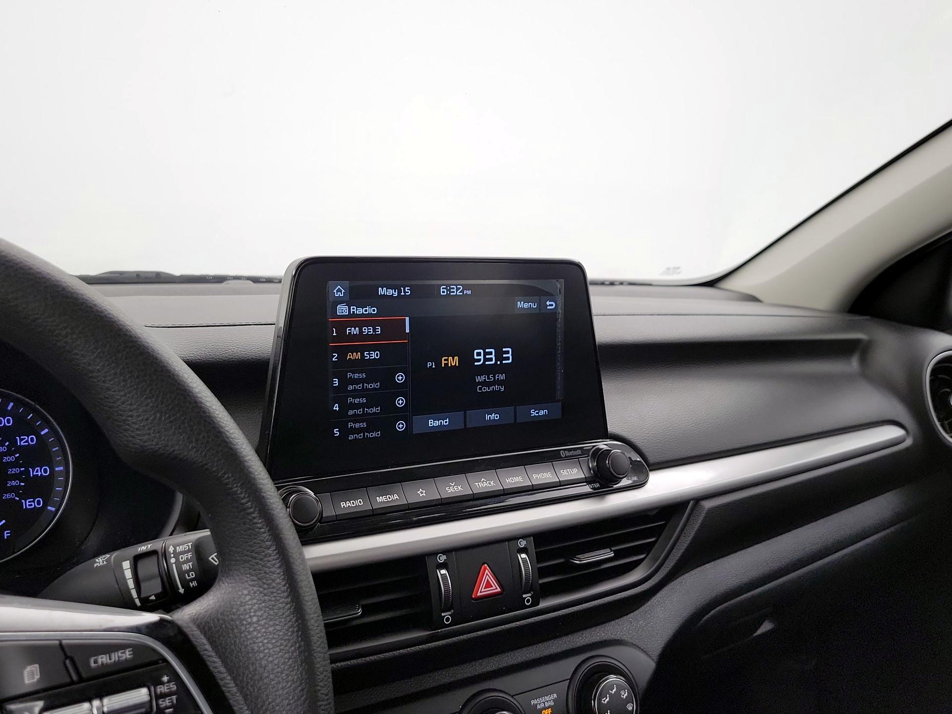 Thumbnail: 2021 Kia Forte - 15