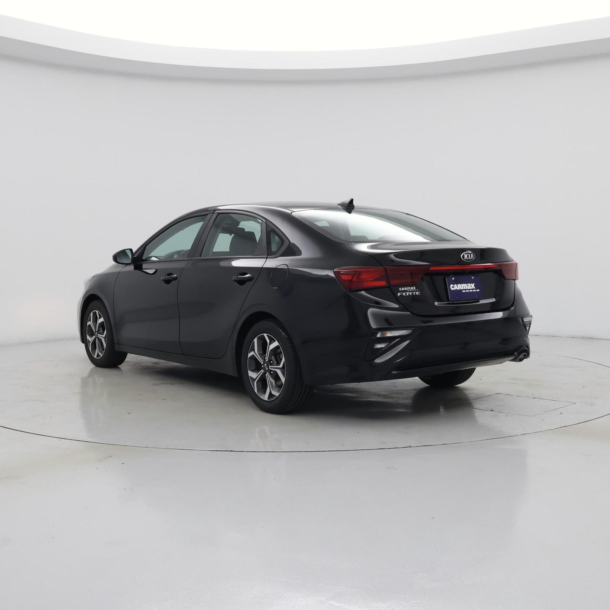 Thumbnail: 2021 Kia Forte - 2