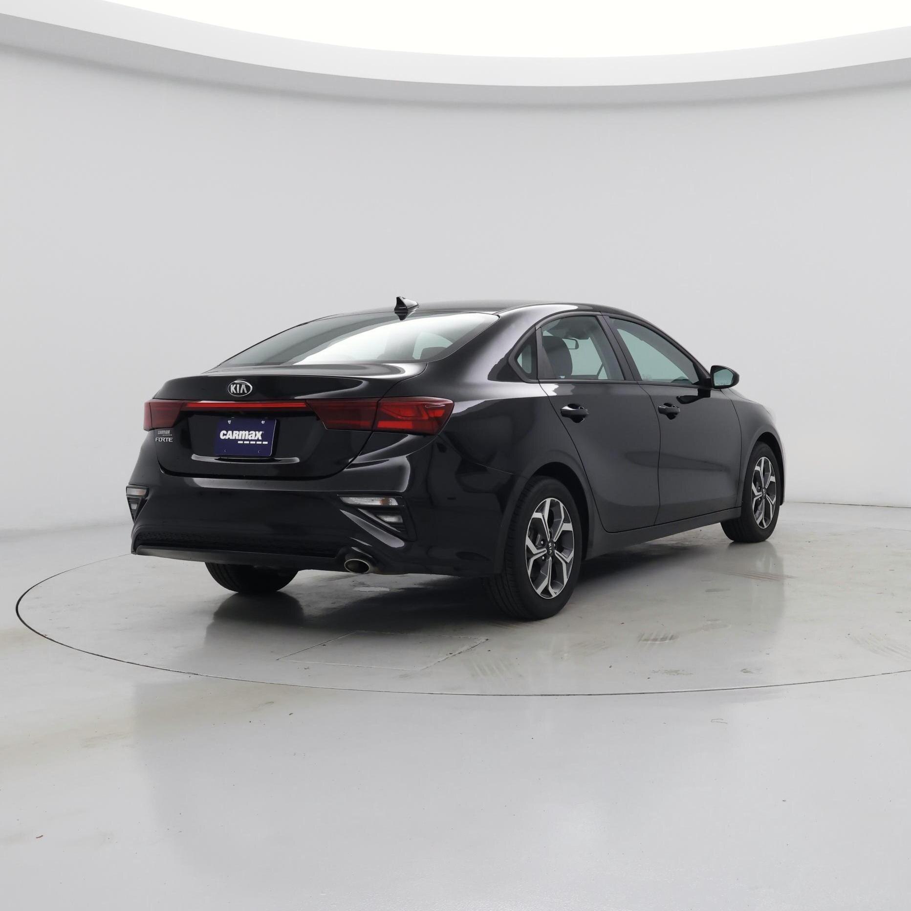 Thumbnail: 2021 Kia Forte - 8