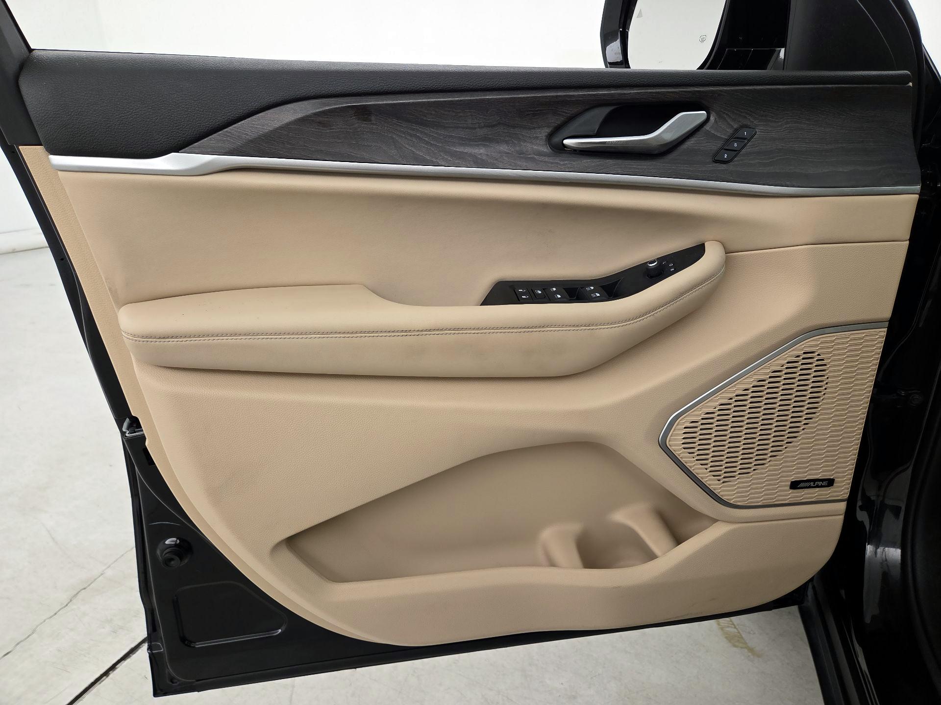 Thumbnail: 2021 Jeep Grand Cherokee L - 12