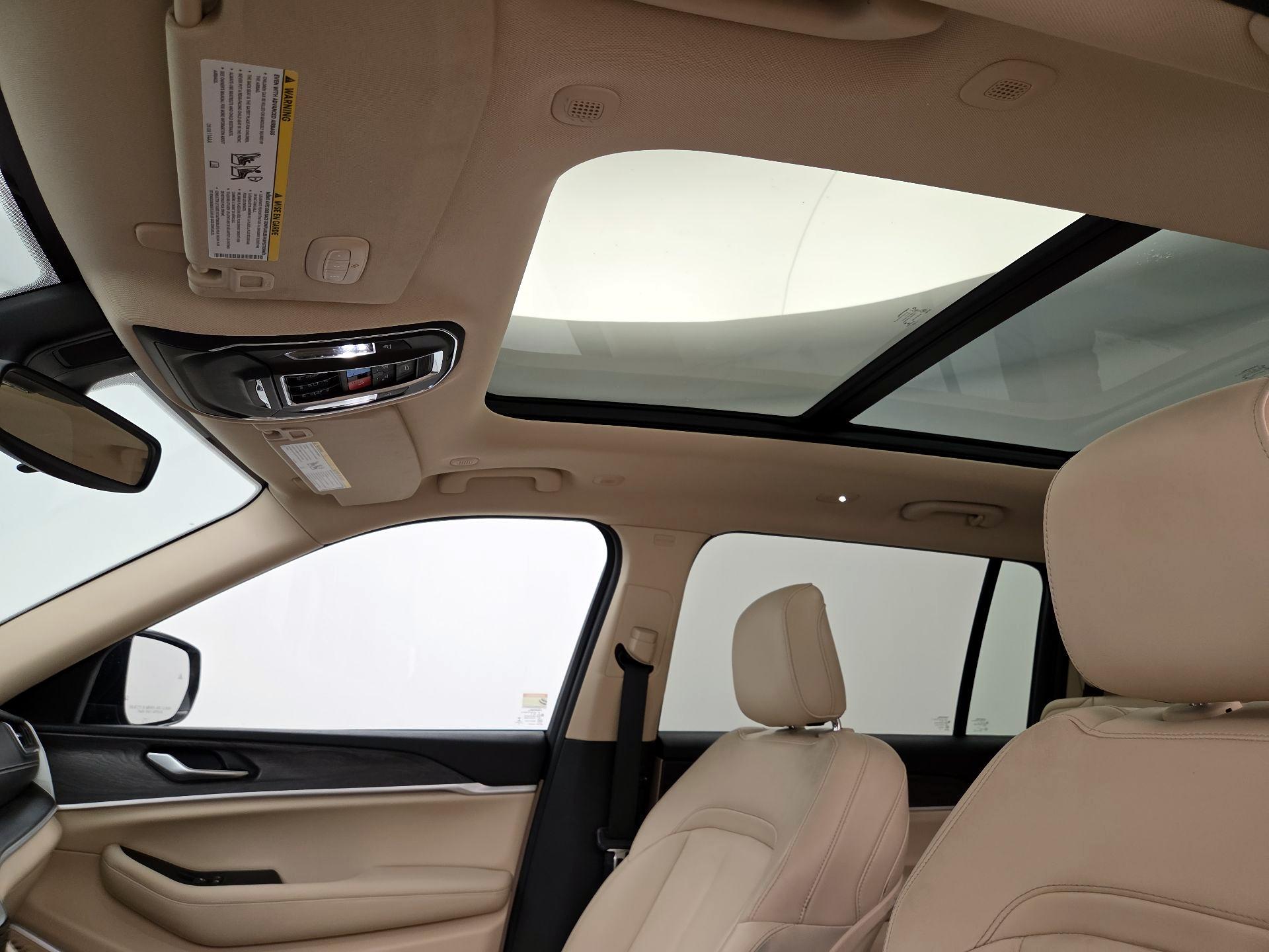 Thumbnail: 2021 Jeep Grand Cherokee L - 20