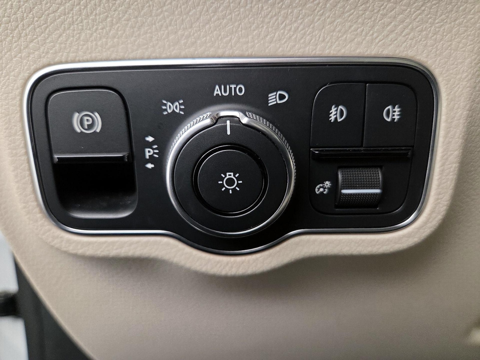 2022 Mercedes-Benz GLB Base - Photo 14