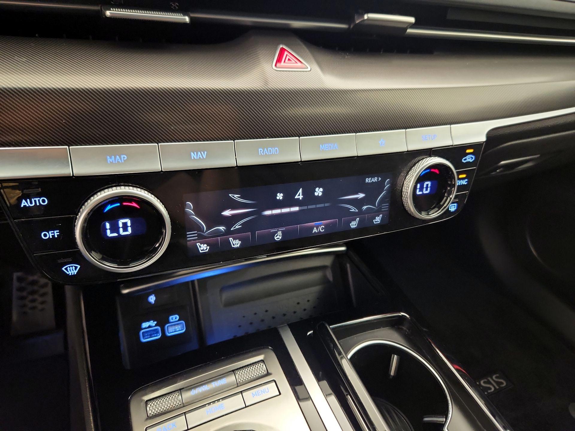 Thumbnail: 2024 Genesis G80 - 17