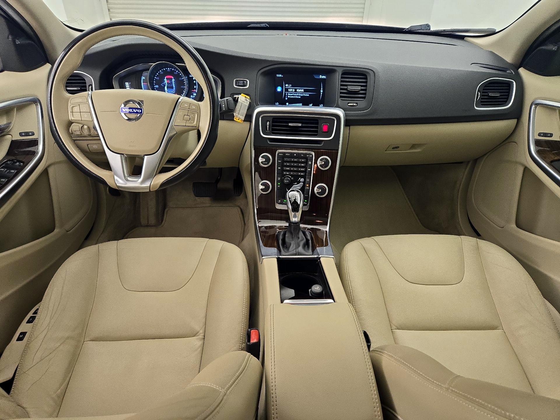 Thumbnail: 2015 Volvo S60 - 9