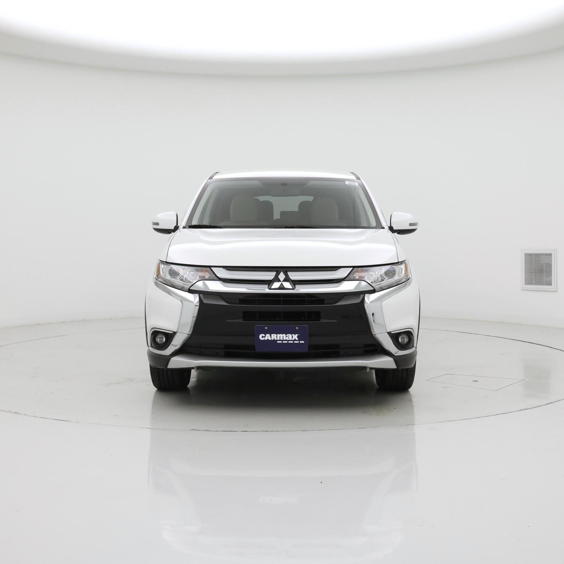 Thumbnail: 2017 Mitsubishi Outlander - 5