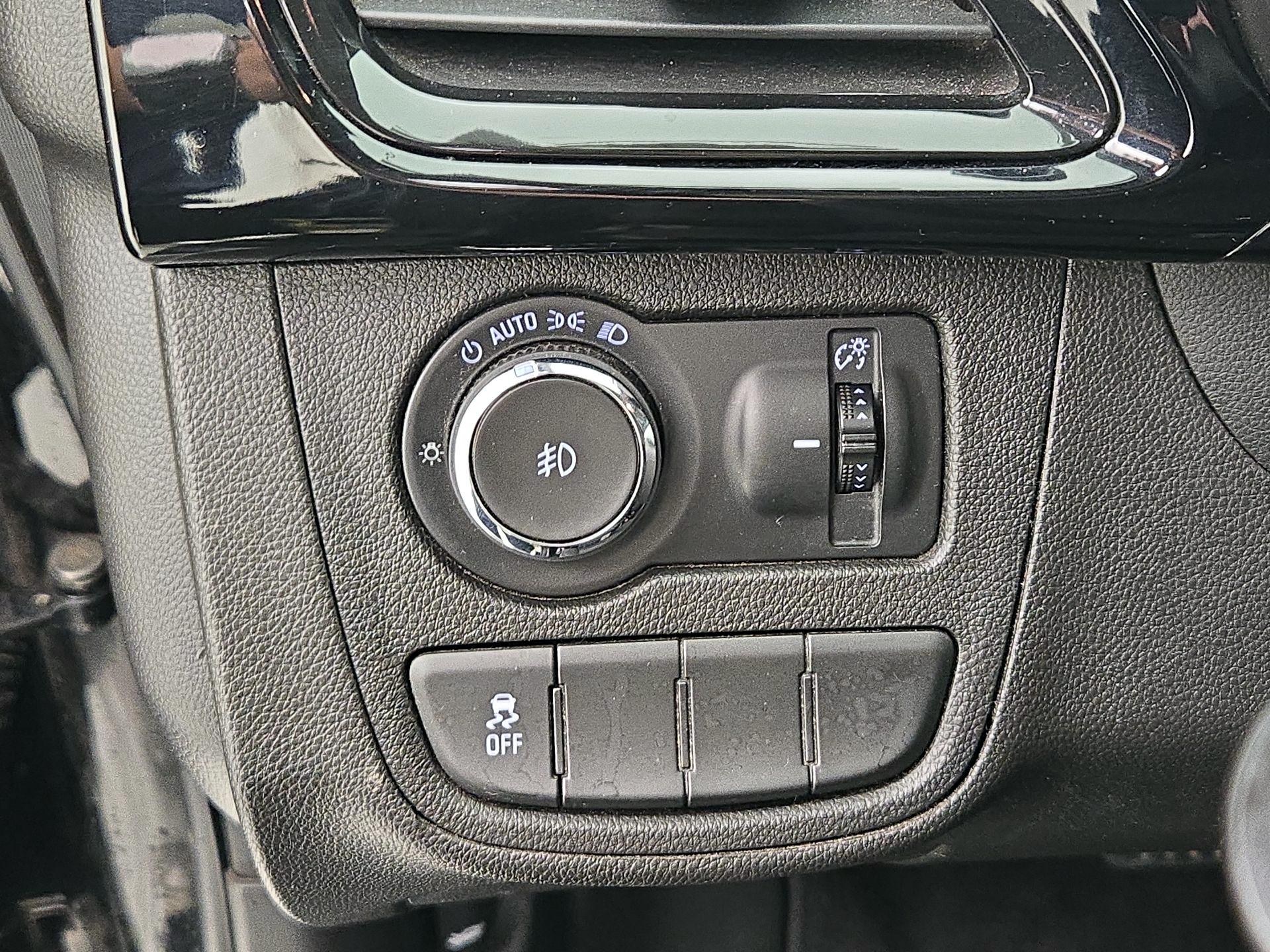Thumbnail: 2017 Chevrolet Spark - 13