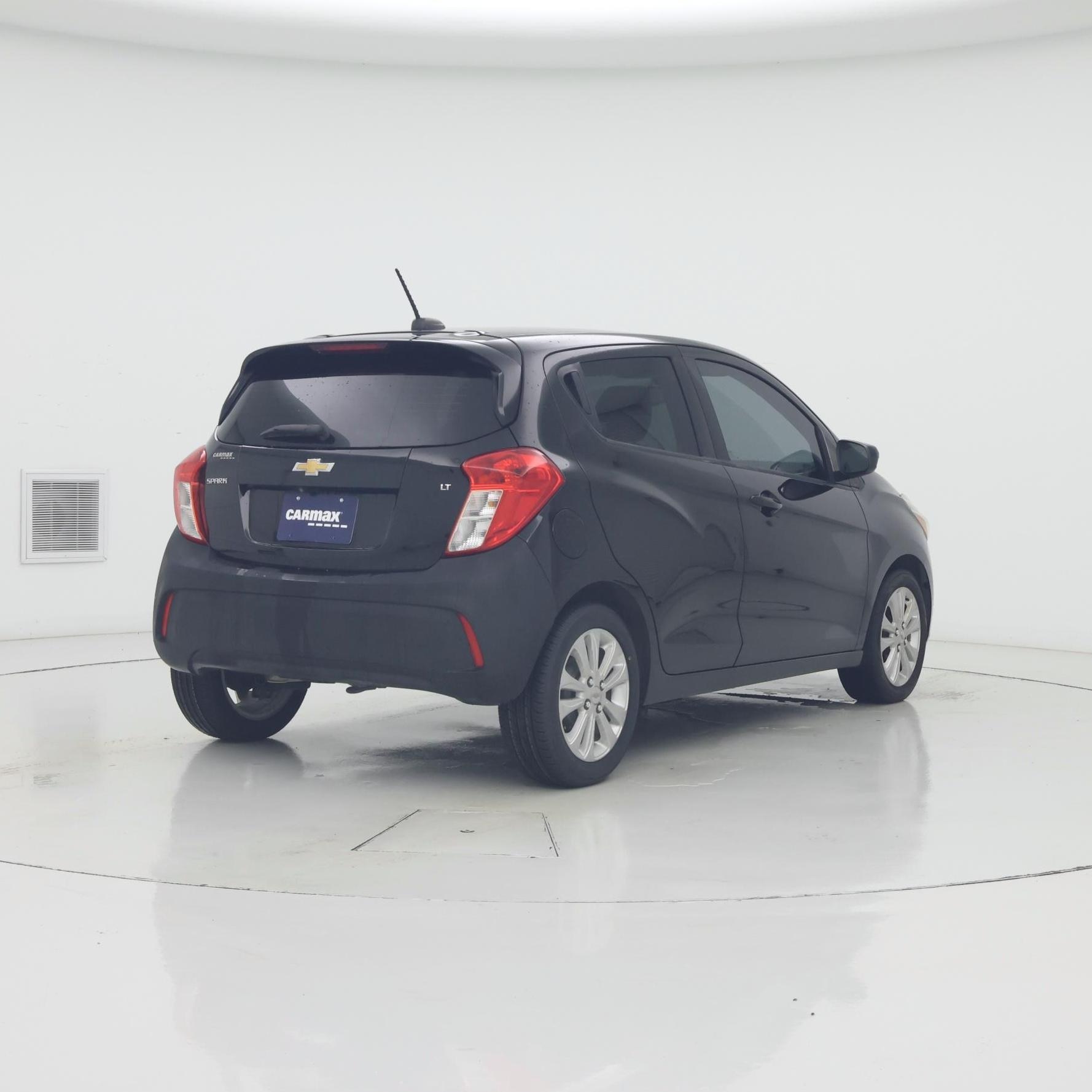 Thumbnail: 2017 Chevrolet Spark - 8