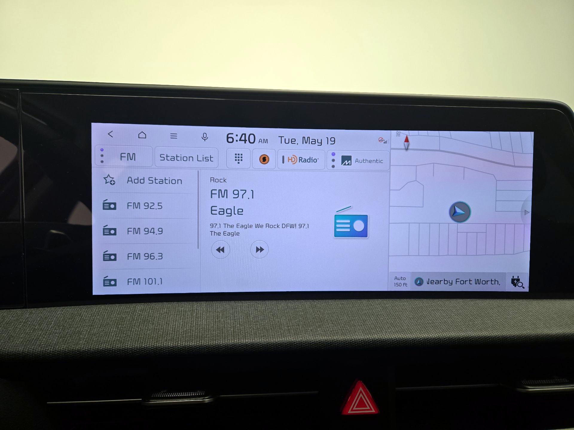 Thumbnail: 2022 Kia EV6 - 16