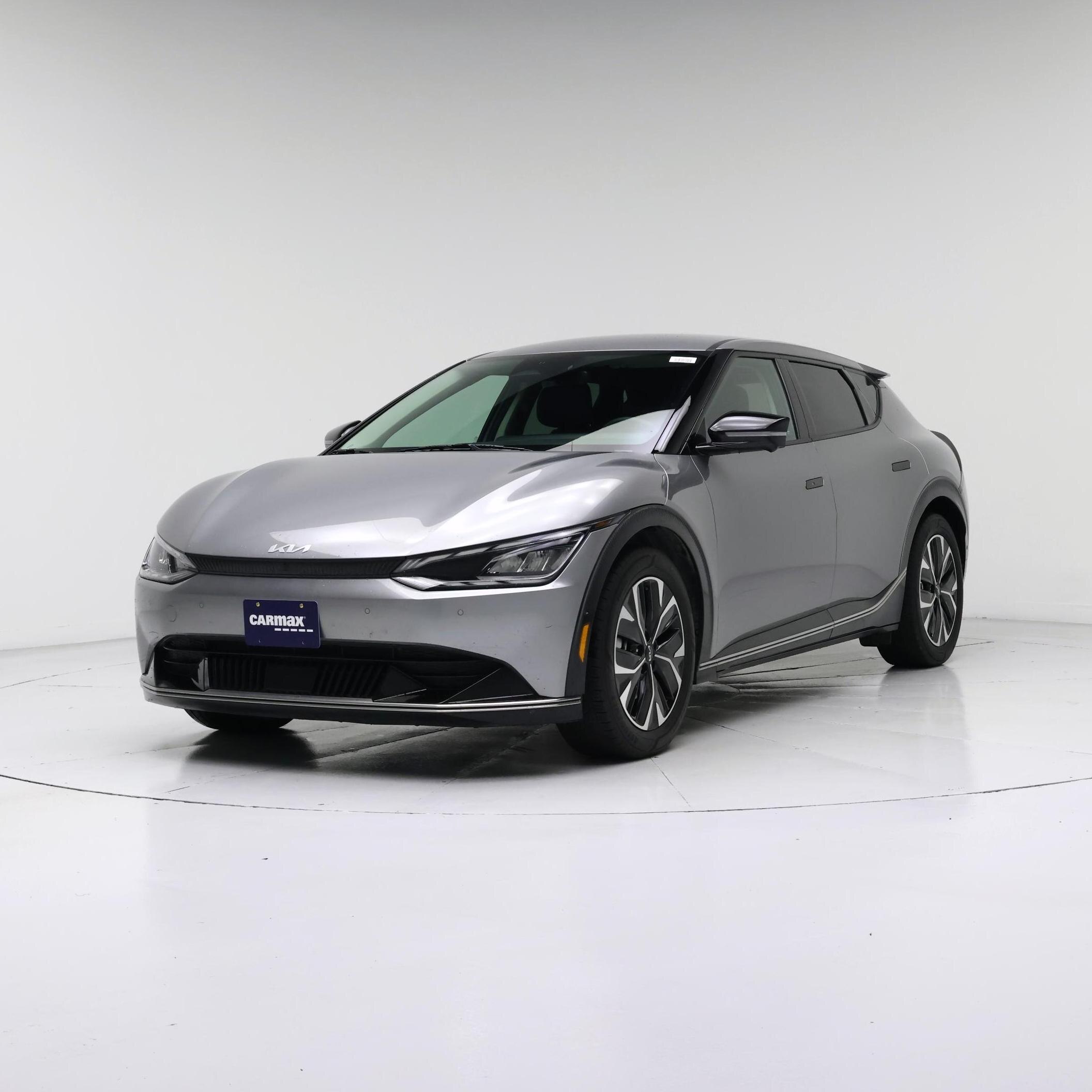 Thumbnail: 2022 Kia EV6 - 4
