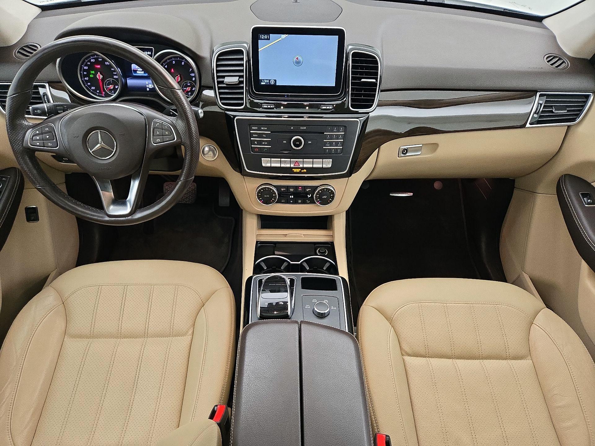 Thumbnail: 2016 Mercedes-Benz GLE - 9