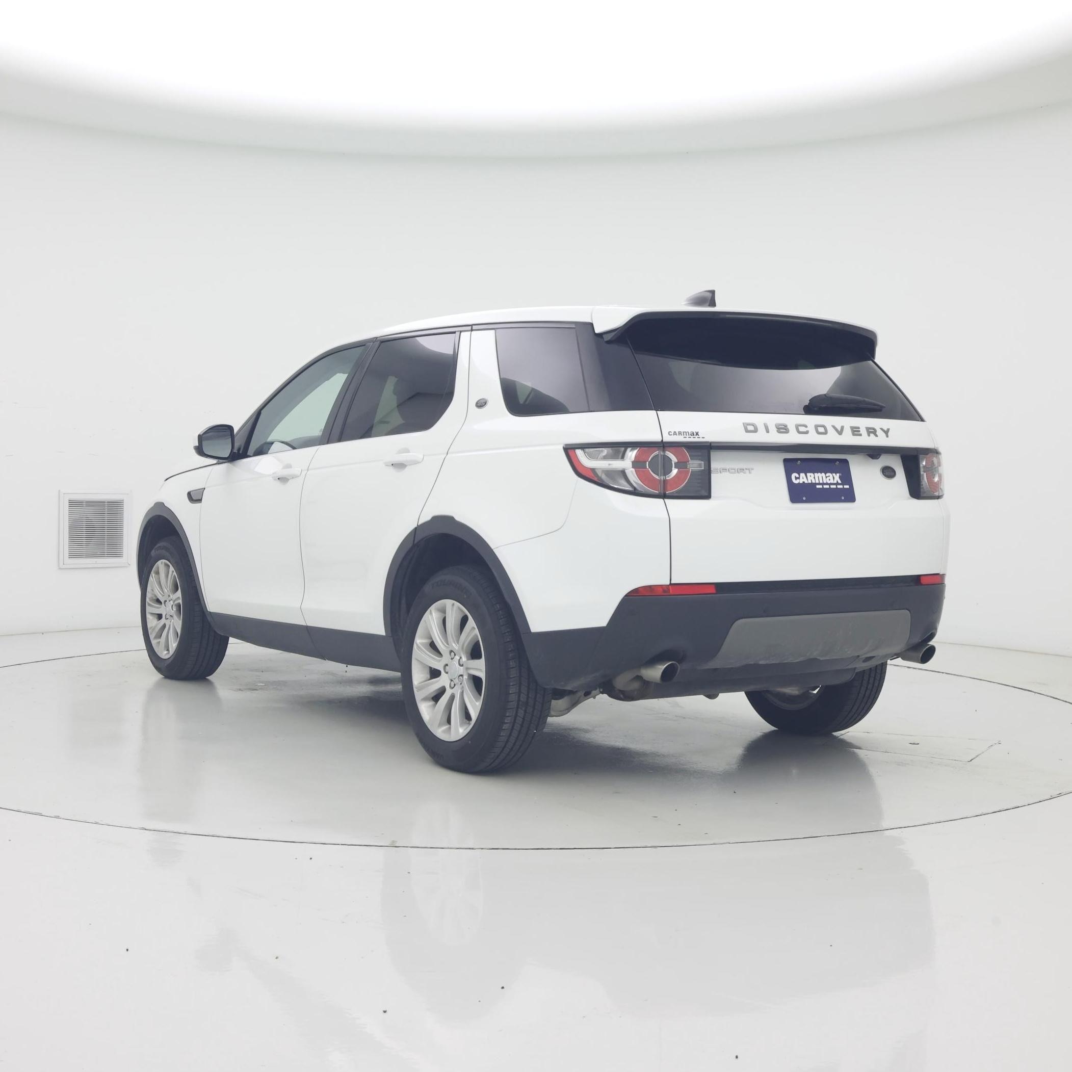 Thumbnail: 2017 Land Rover Discovery Sport - 2
