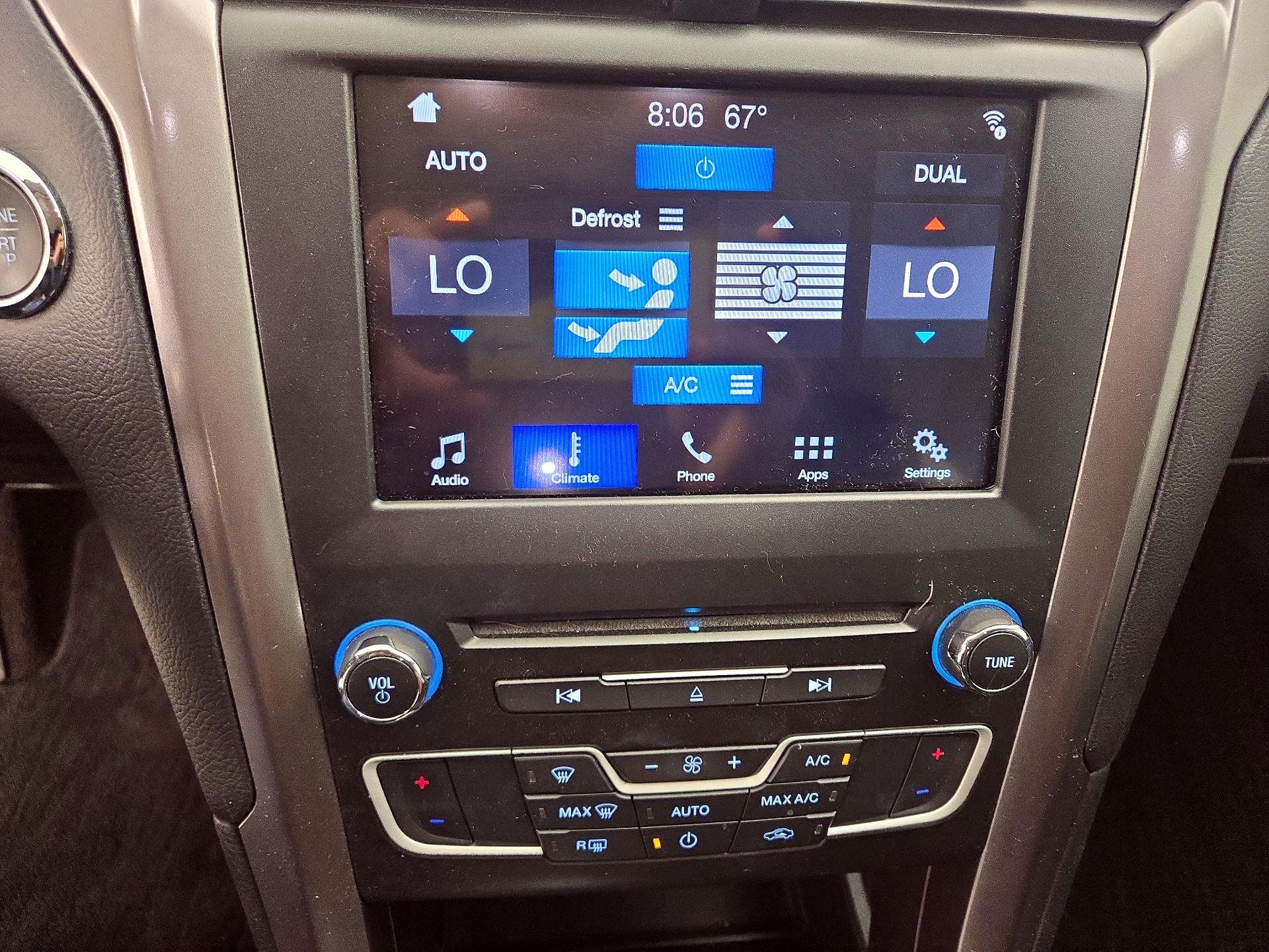 Thumbnail: 2017 Ford Fusion - 16