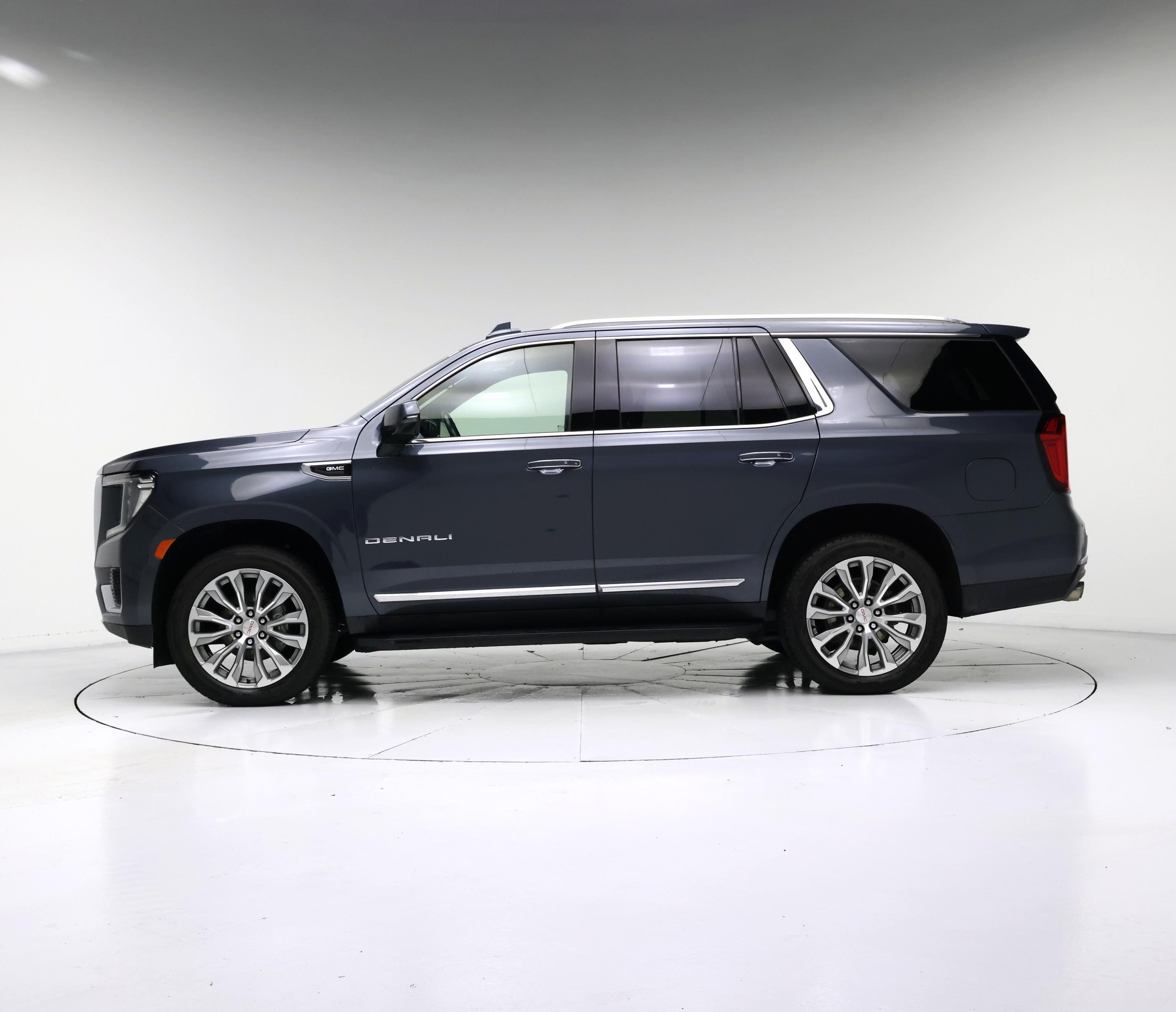 Thumbnail: 2021 GMC Yukon - 3
