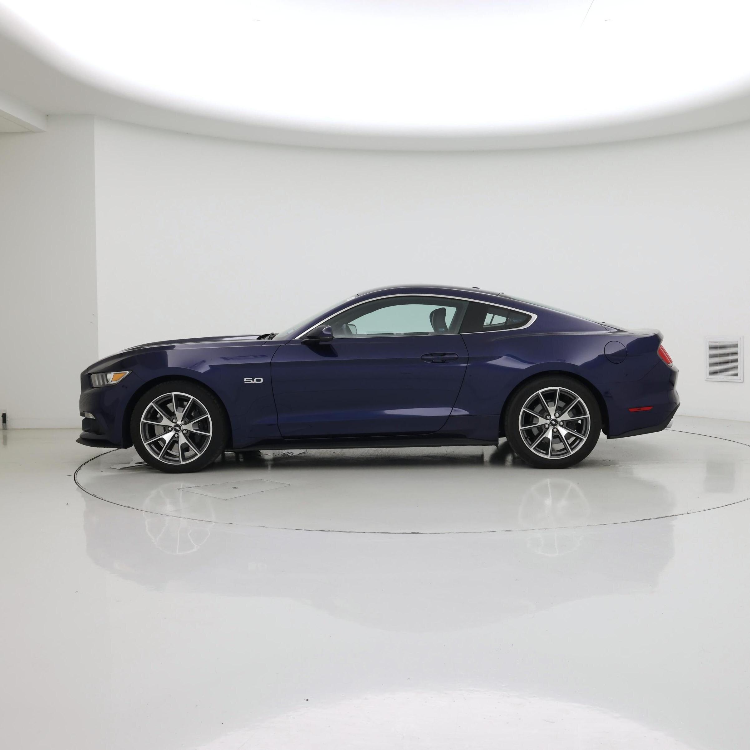 Thumbnail: 2015 Ford Mustang - 3