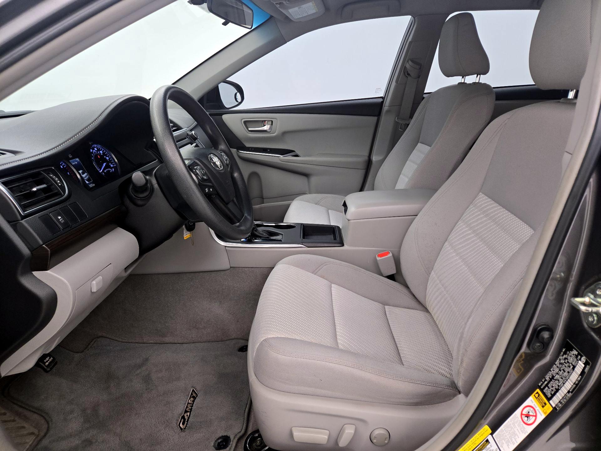Thumbnail: 2016 Toyota Camry - 11