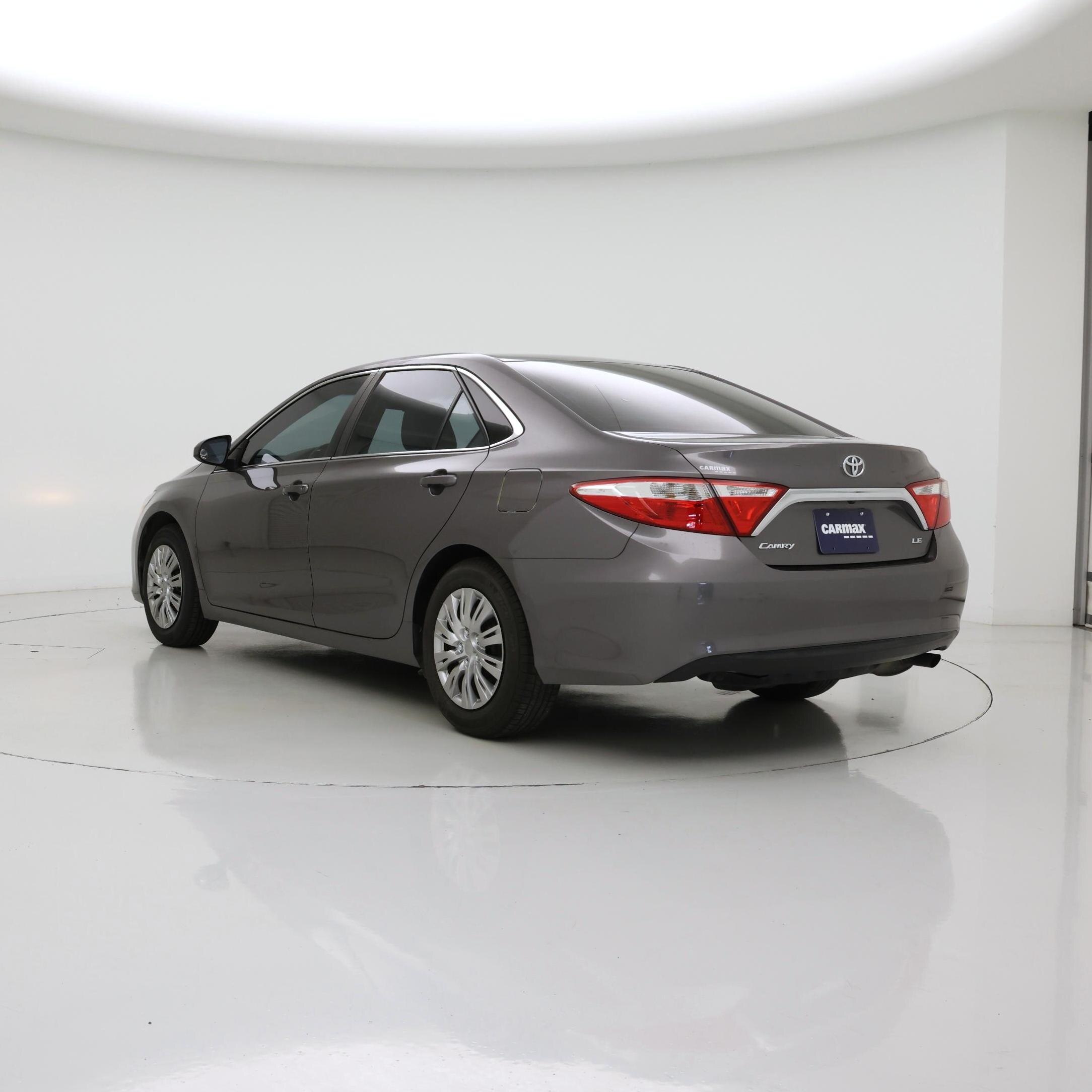 Thumbnail: 2016 Toyota Camry - 2