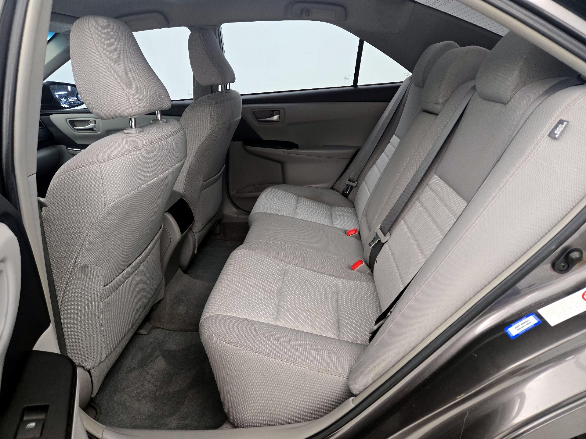 Thumbnail: 2016 Toyota Camry - 19