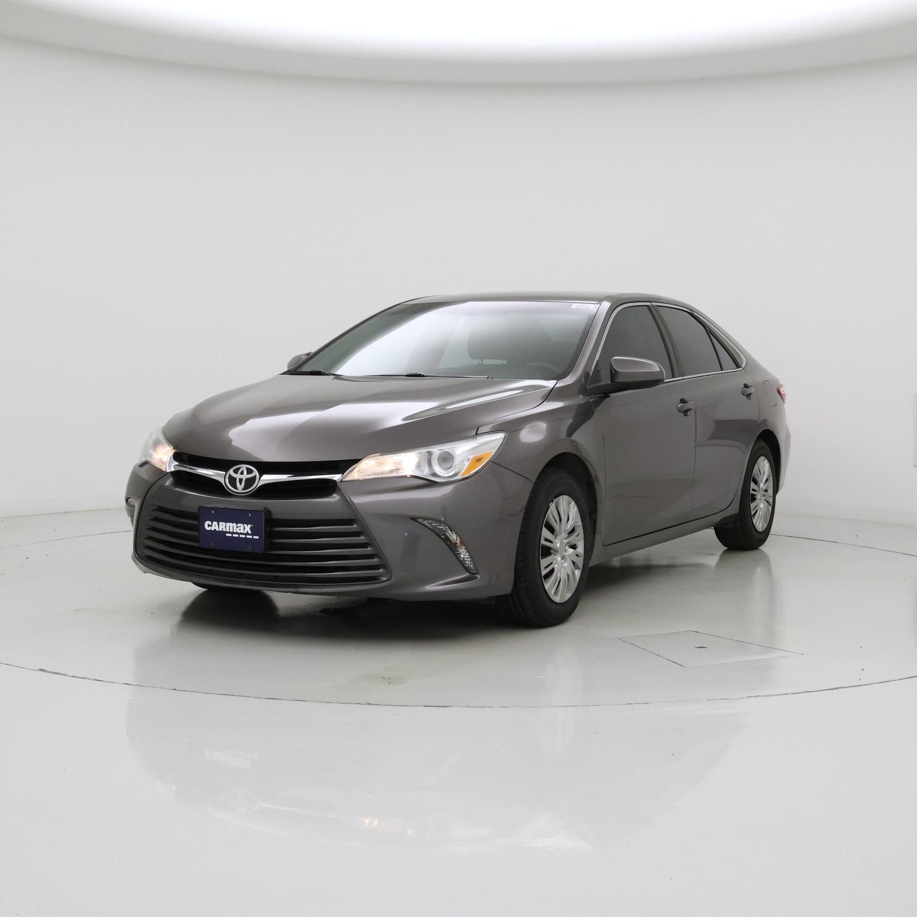Thumbnail: 2016 Toyota Camry - 4