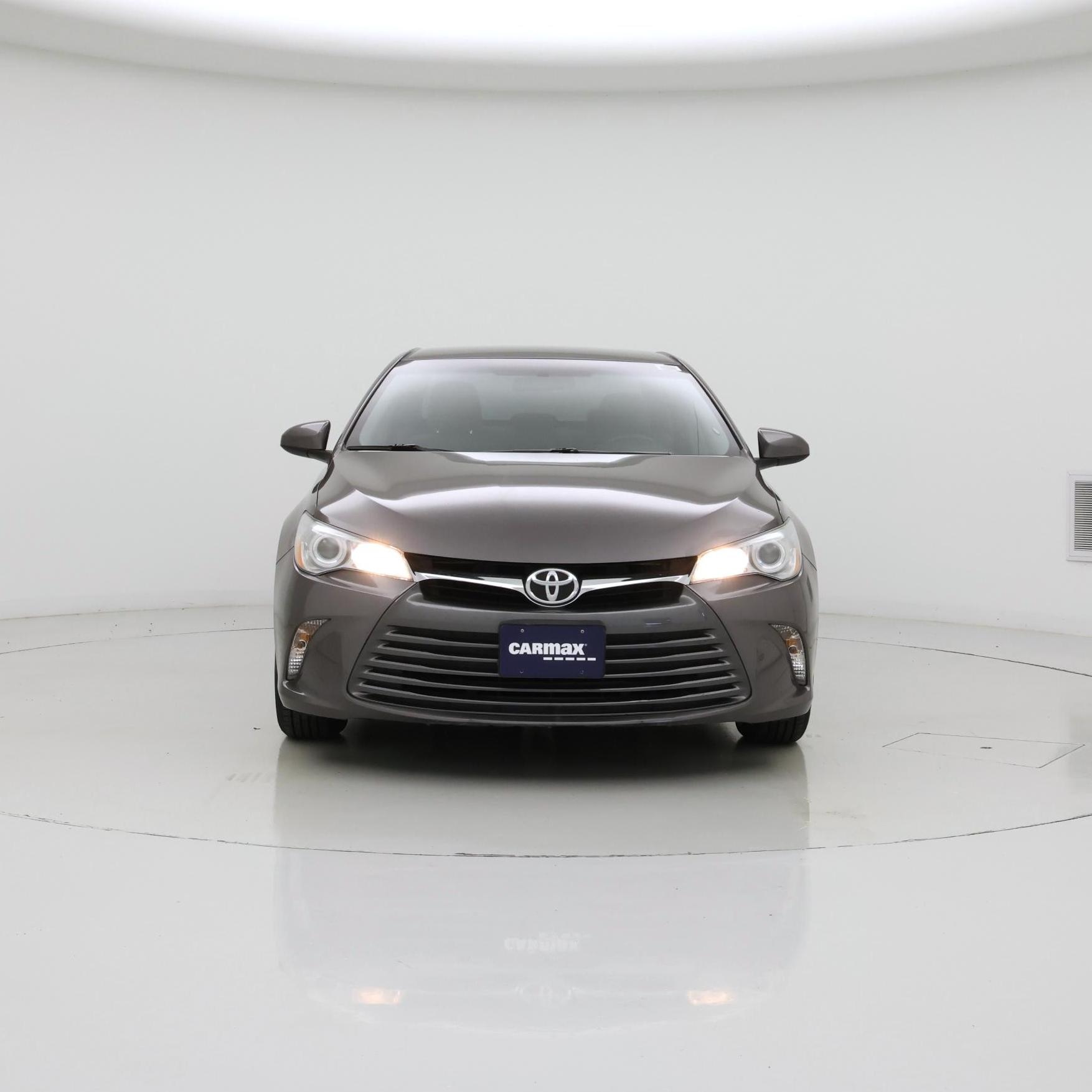 Thumbnail: 2016 Toyota Camry - 5