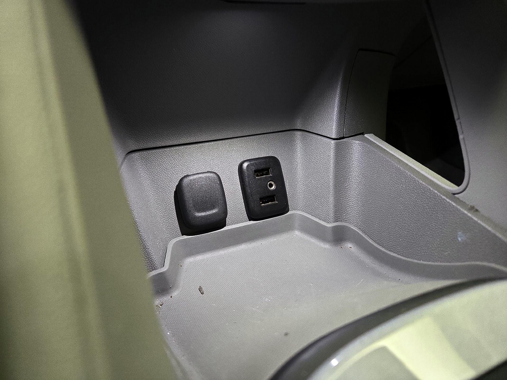 Thumbnail: 2017 Chevrolet Volt - 18