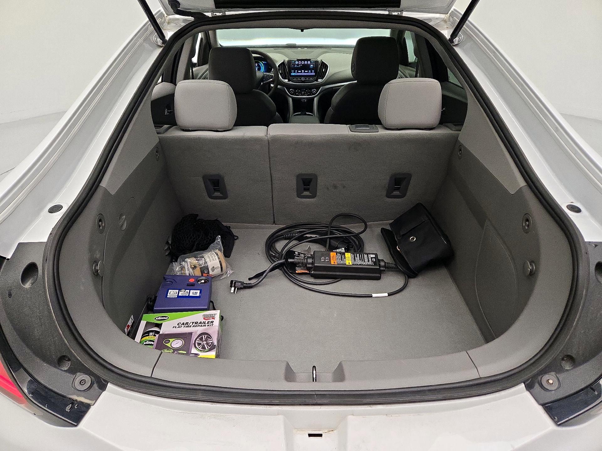 Thumbnail: 2017 Chevrolet Volt - 20