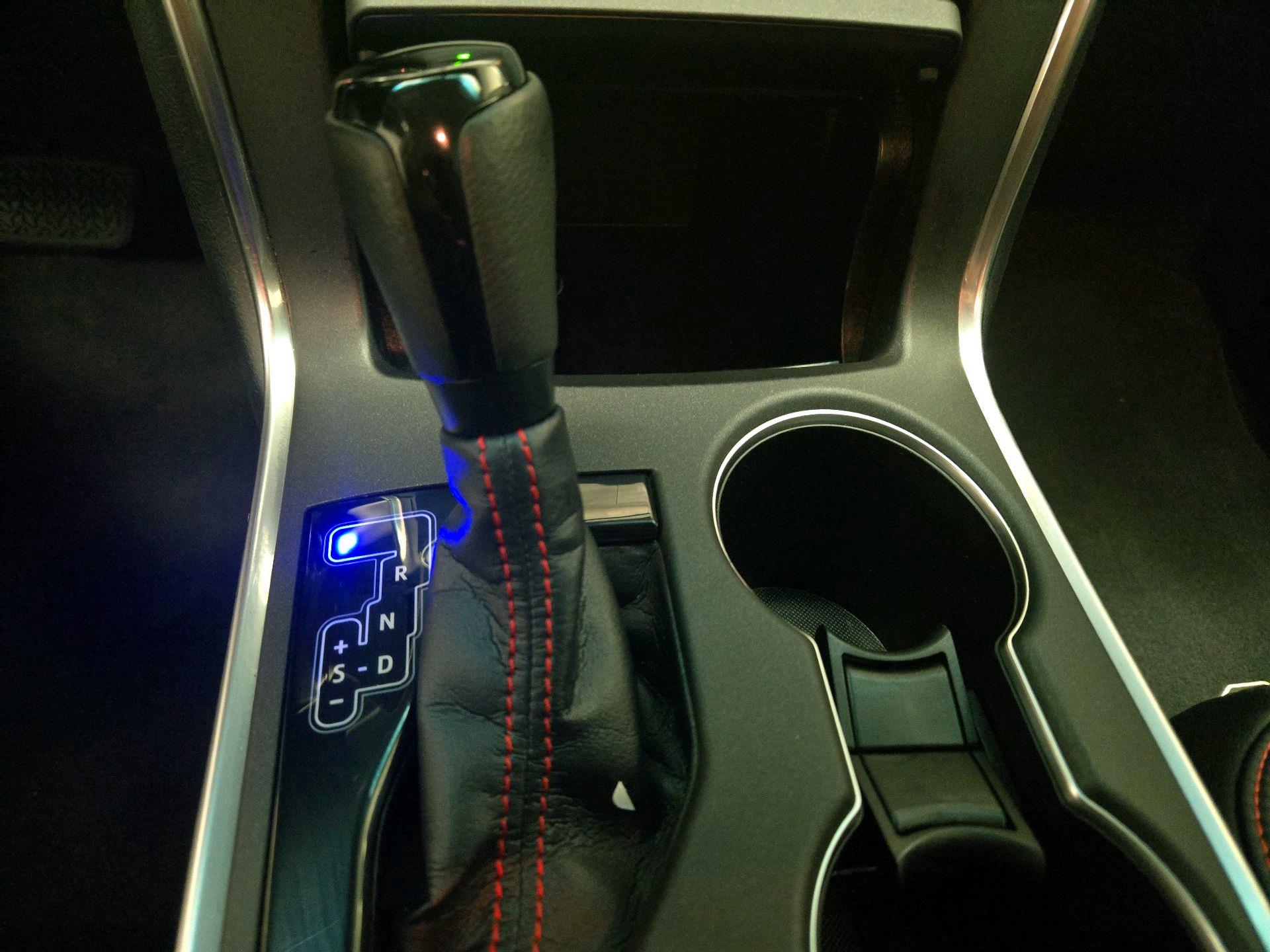 Thumbnail: 2016 Toyota Camry - 16