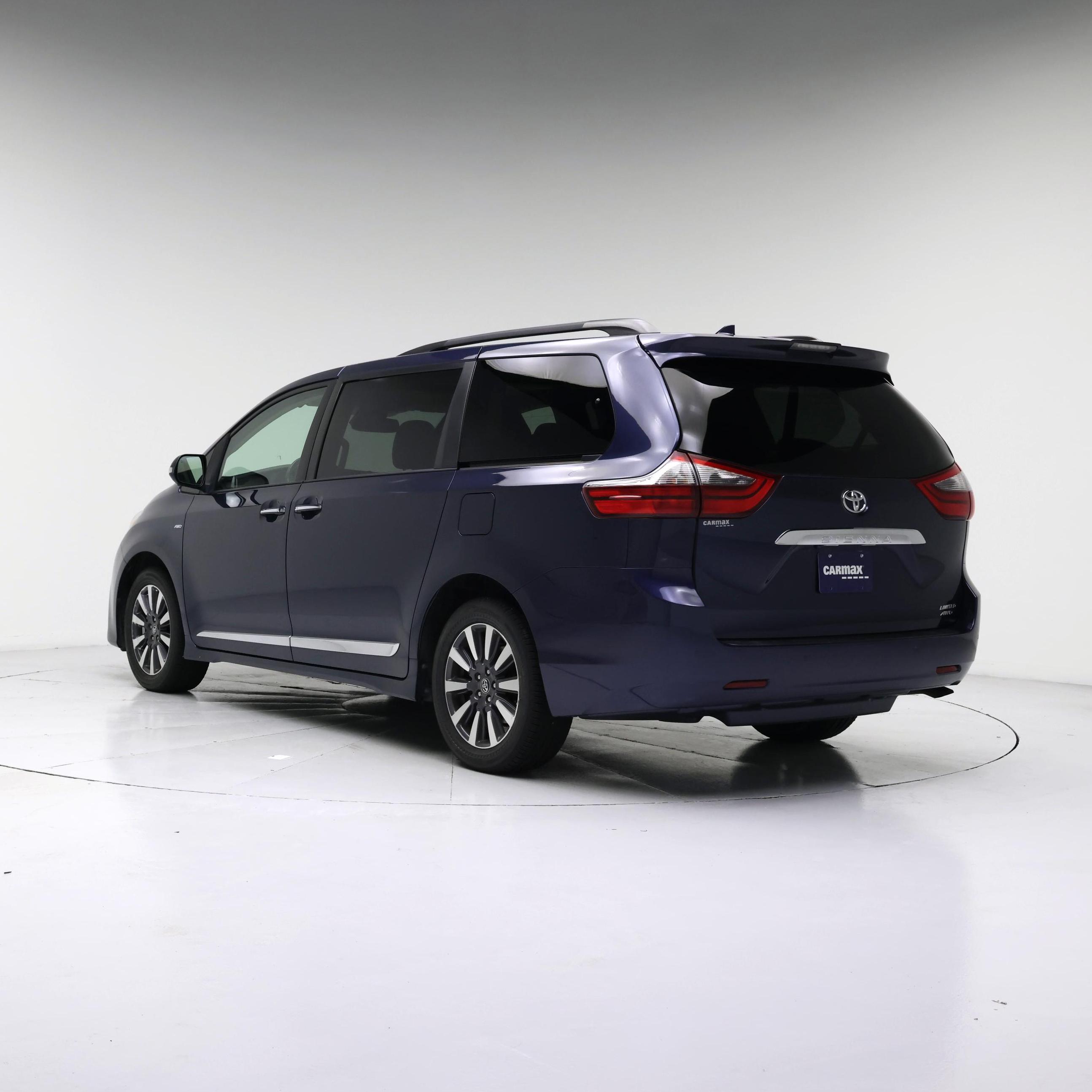 Thumbnail: 2020 Toyota Sienna - 2