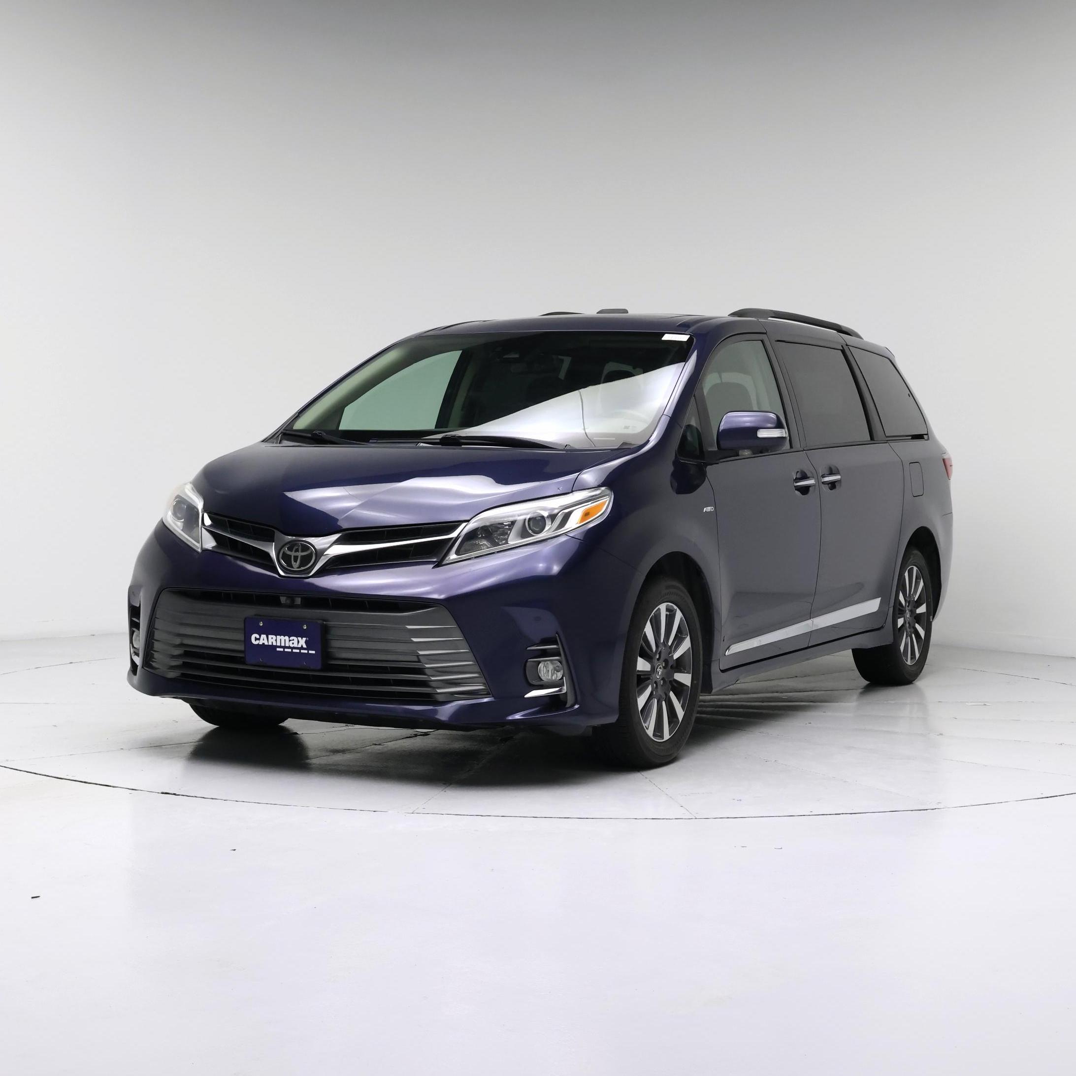 Thumbnail: 2020 Toyota Sienna - 4