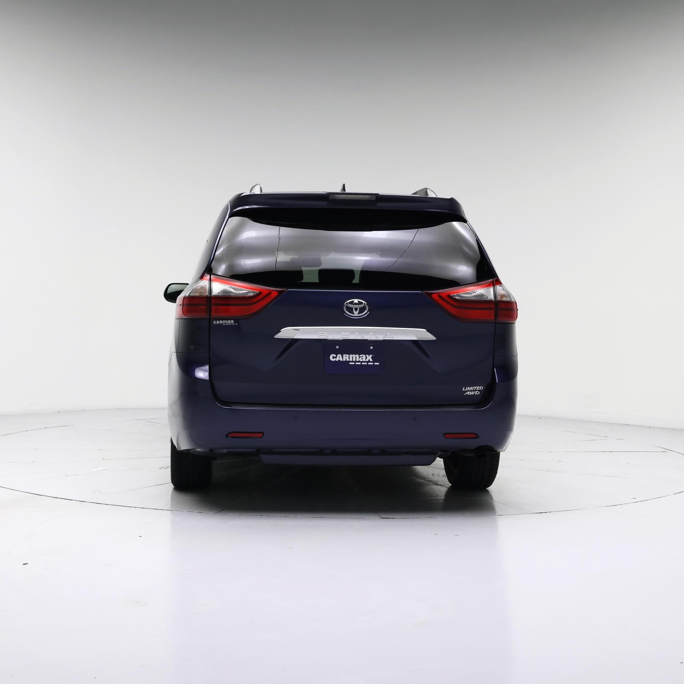 Thumbnail: 2020 Toyota Sienna - 6