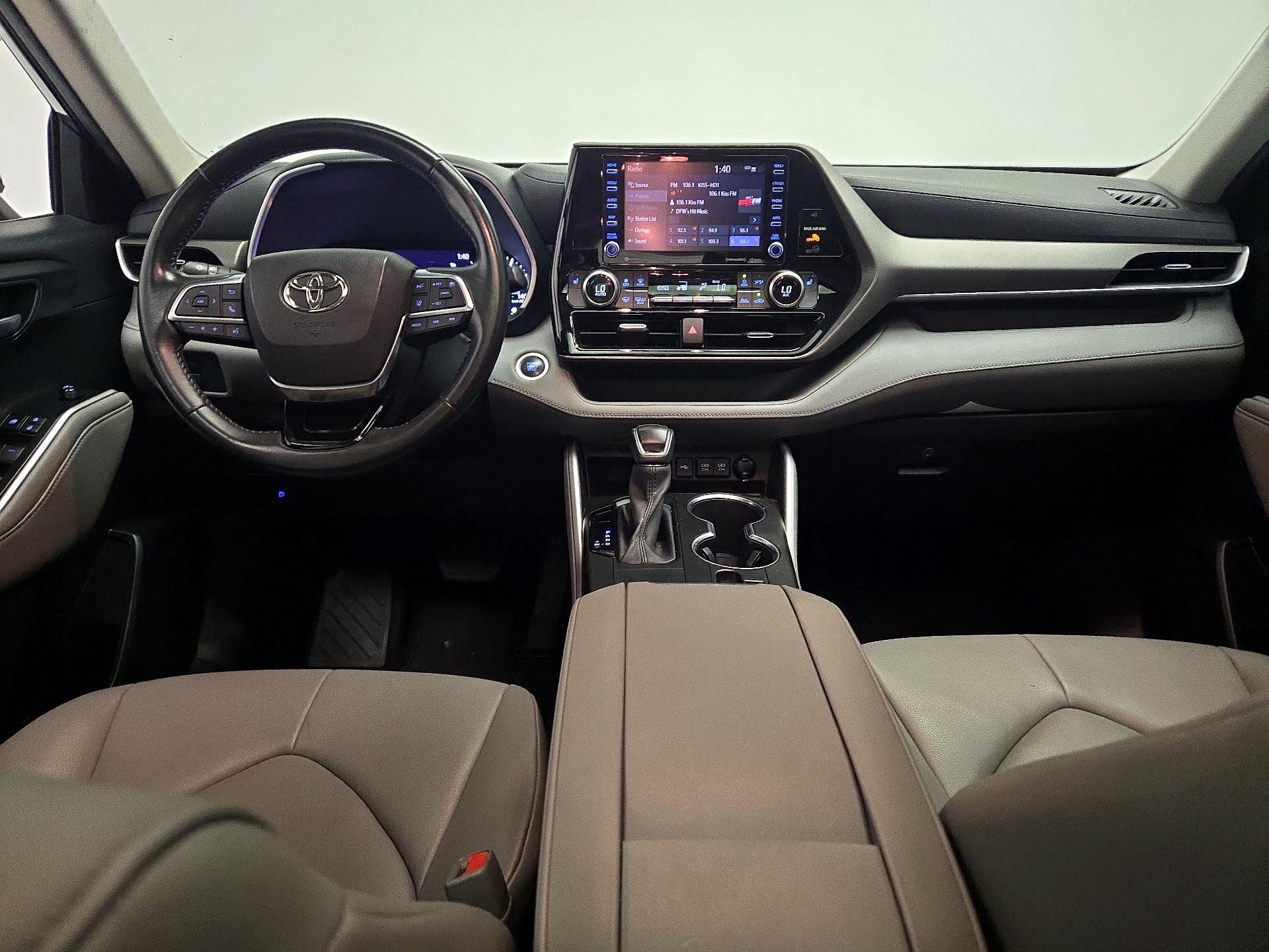 Thumbnail: 2021 Toyota Highlander - 9