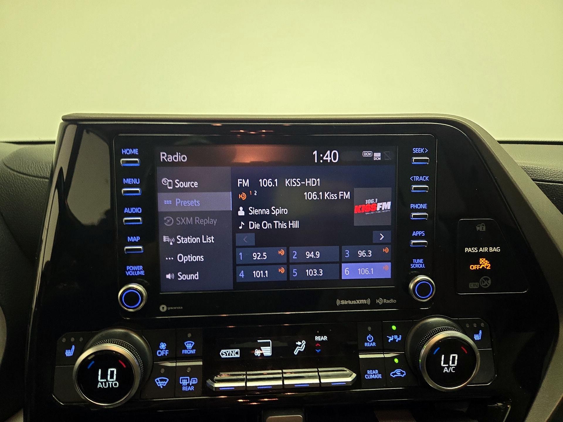 Thumbnail: 2021 Toyota Highlander - 15