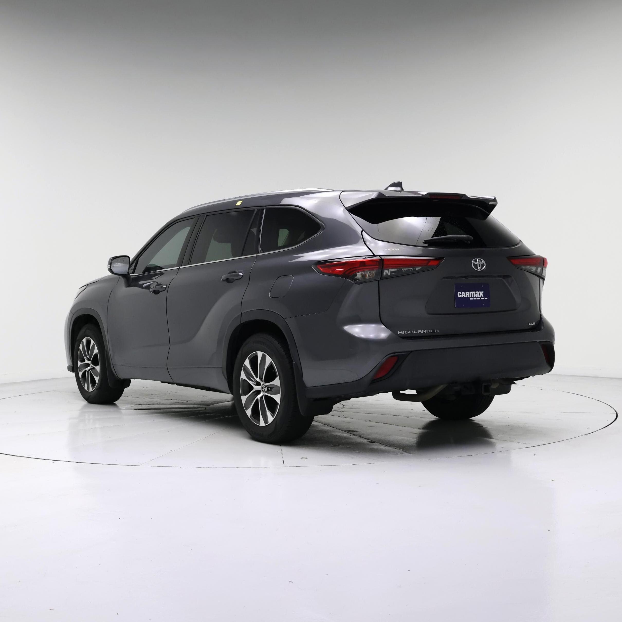 Thumbnail: 2021 Toyota Highlander - 2