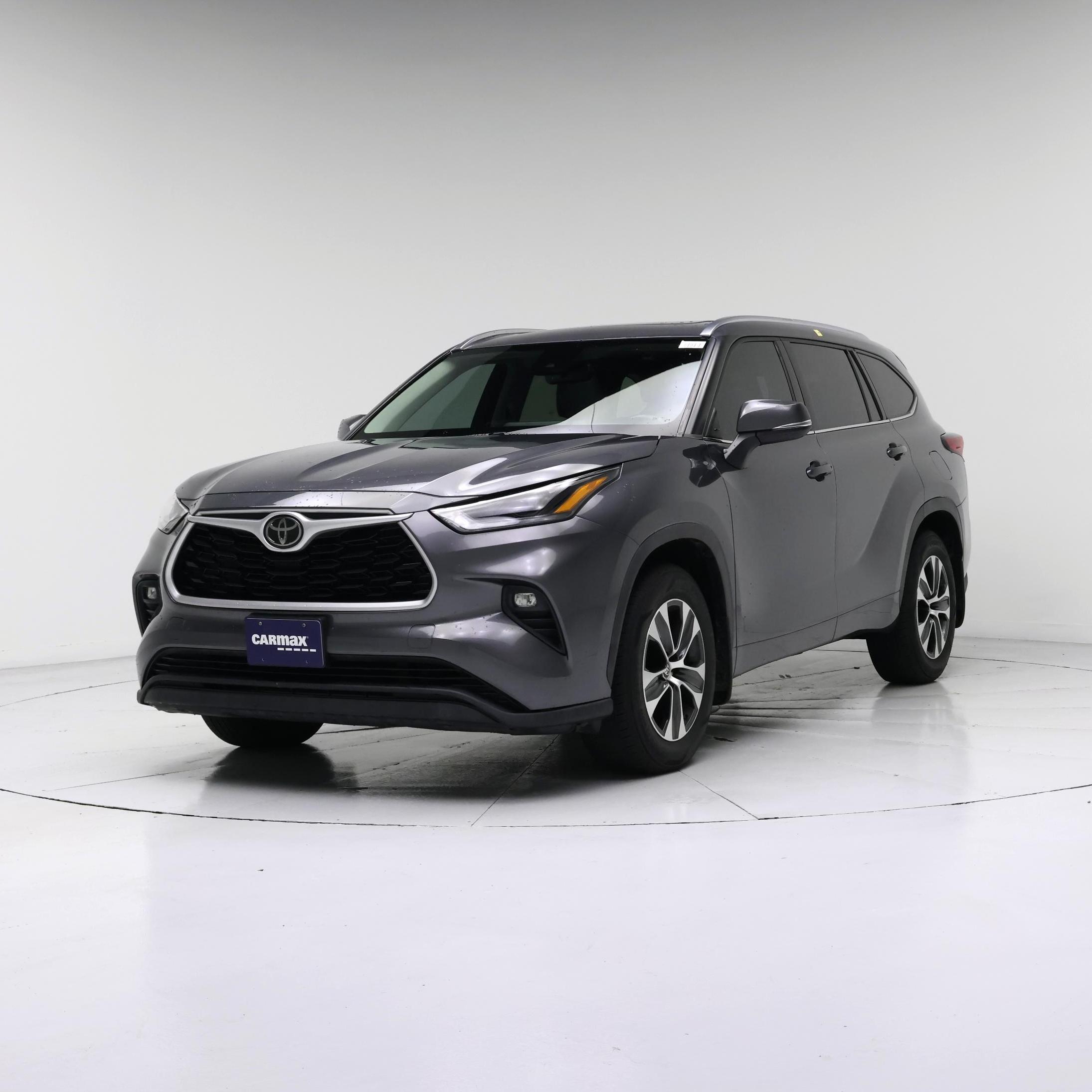 Thumbnail: 2021 Toyota Highlander - 4