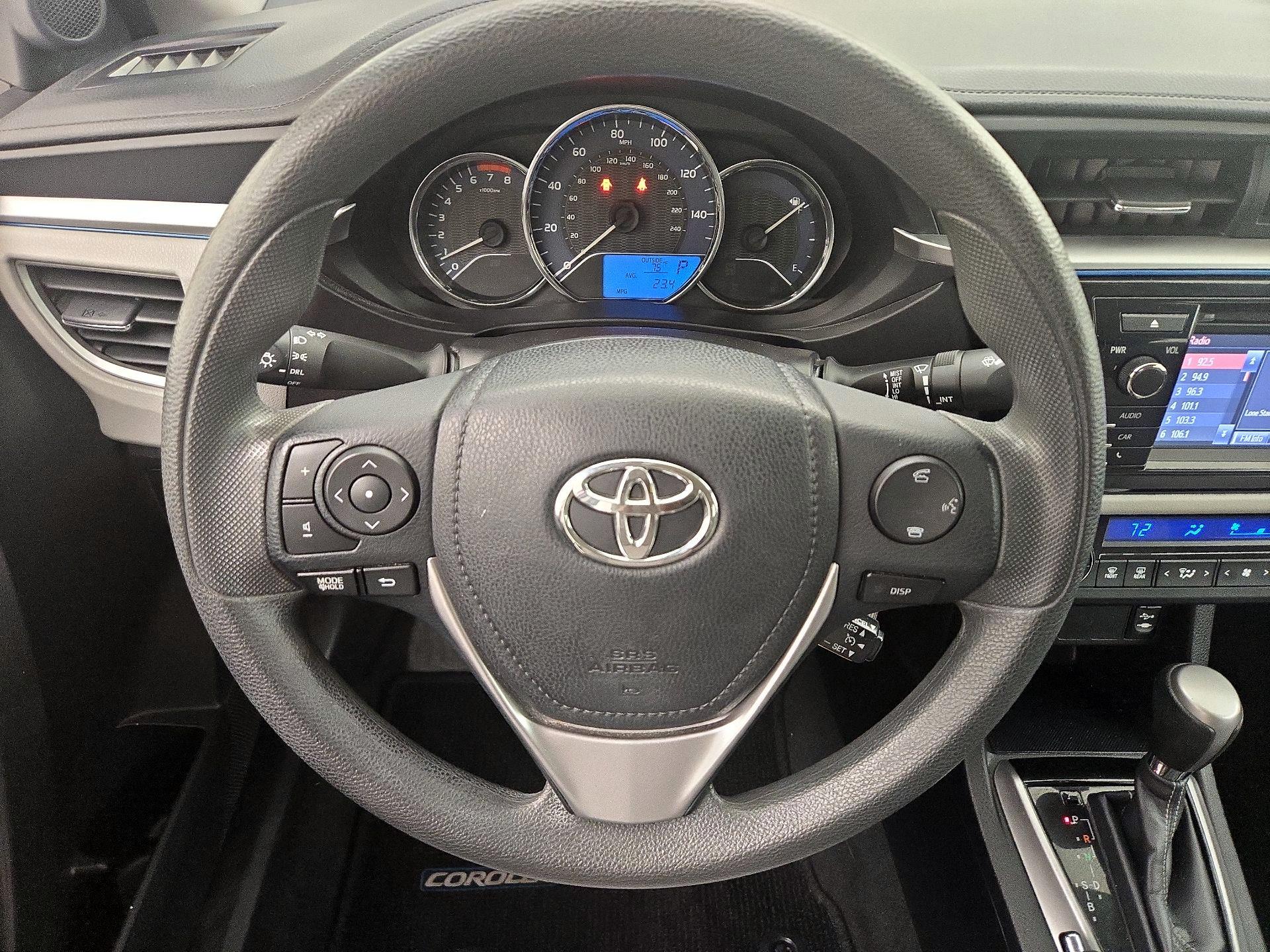 Thumbnail: 2015 Toyota Corolla - 10