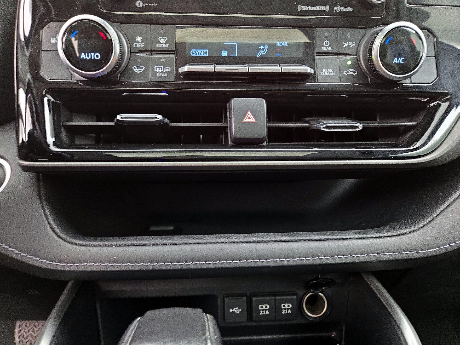 Thumbnail: 2021 Toyota Highlander - 16