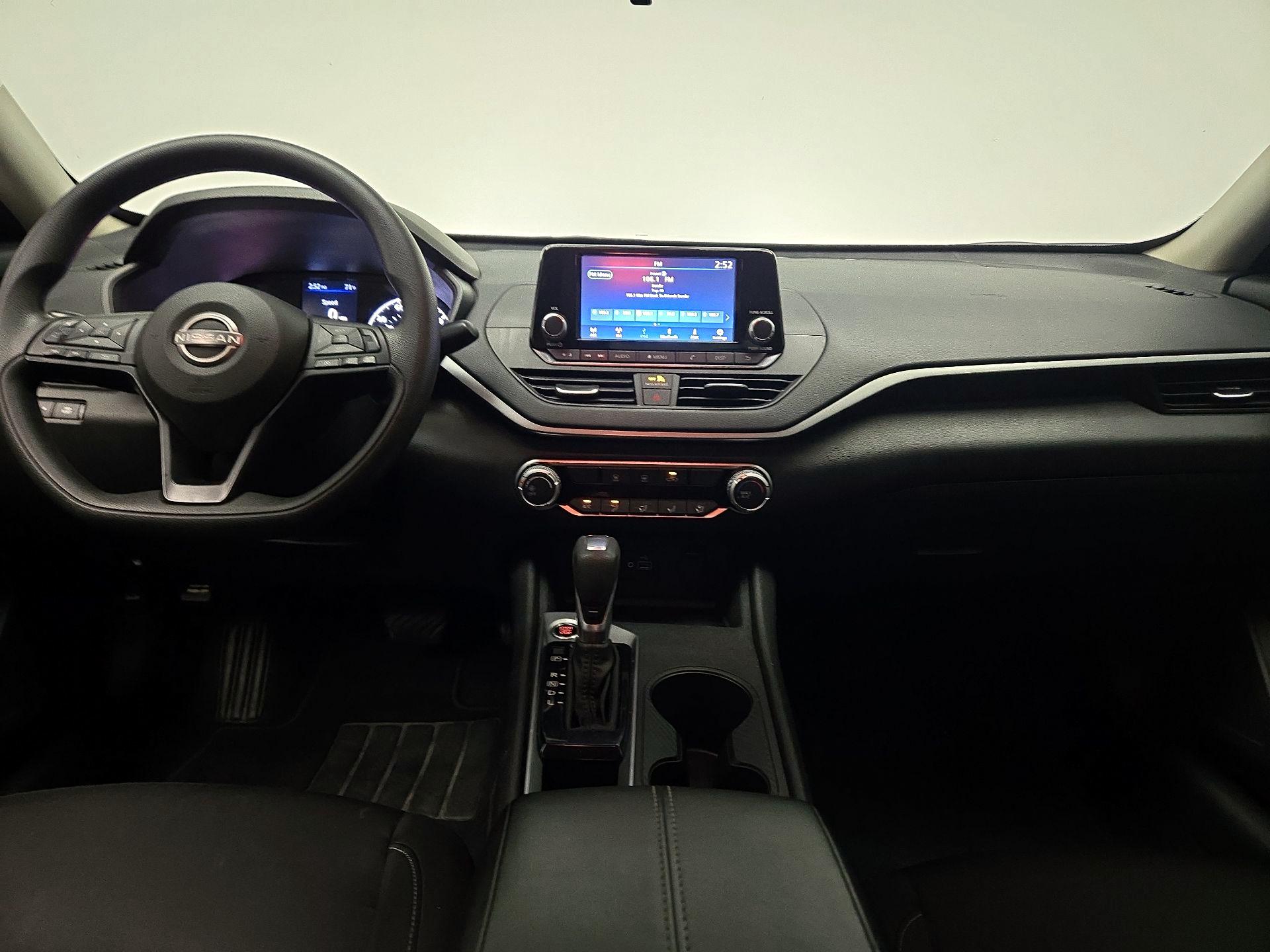Thumbnail: 2024 Nissan Altima - 9