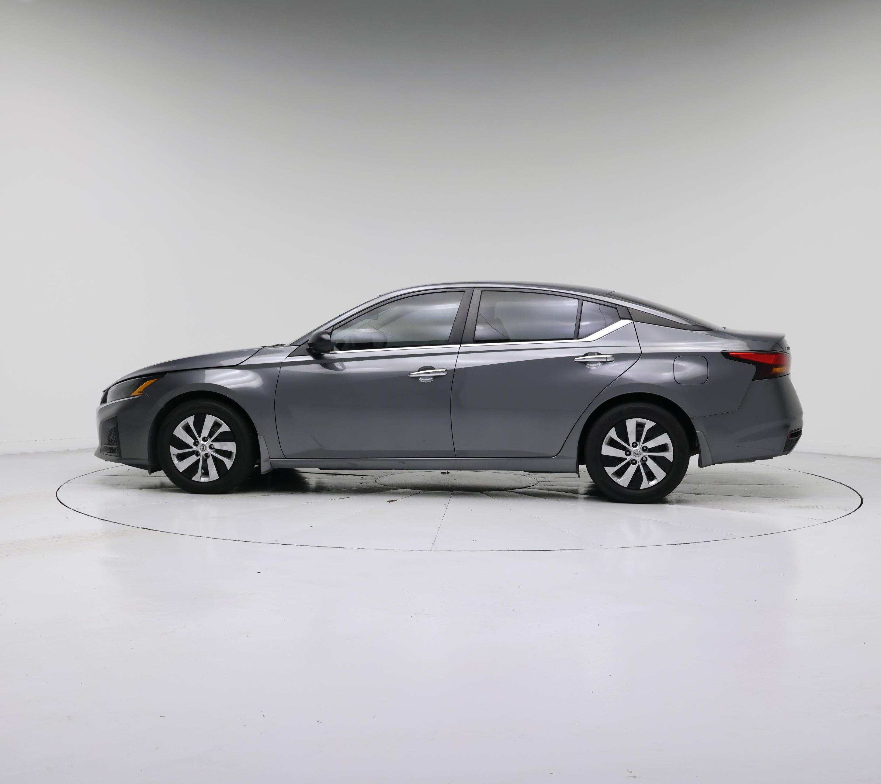 Thumbnail: 2024 Nissan Altima - 3