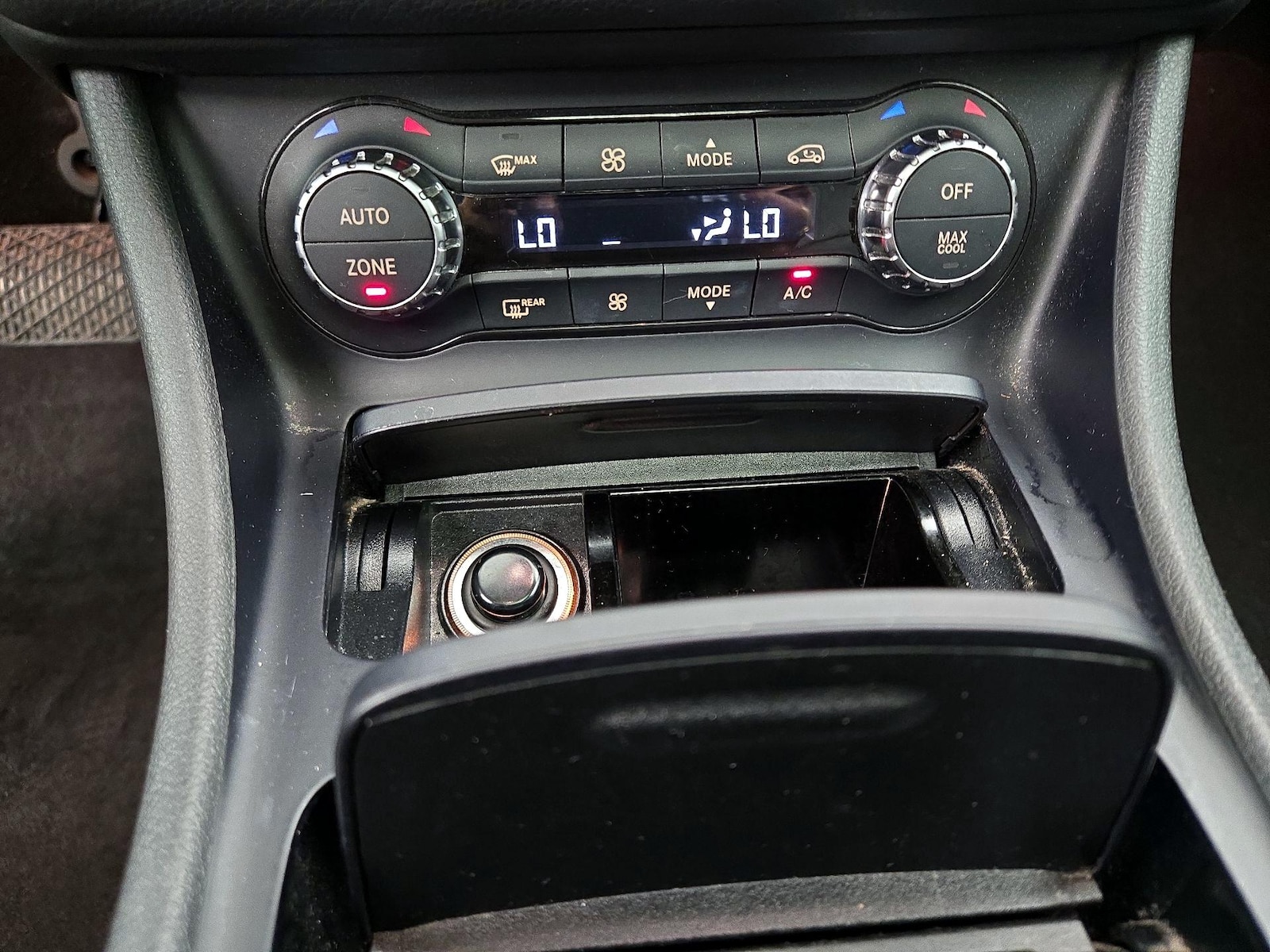 2015 Mercedes-Benz GLA-Class GLA250 - Photo 17