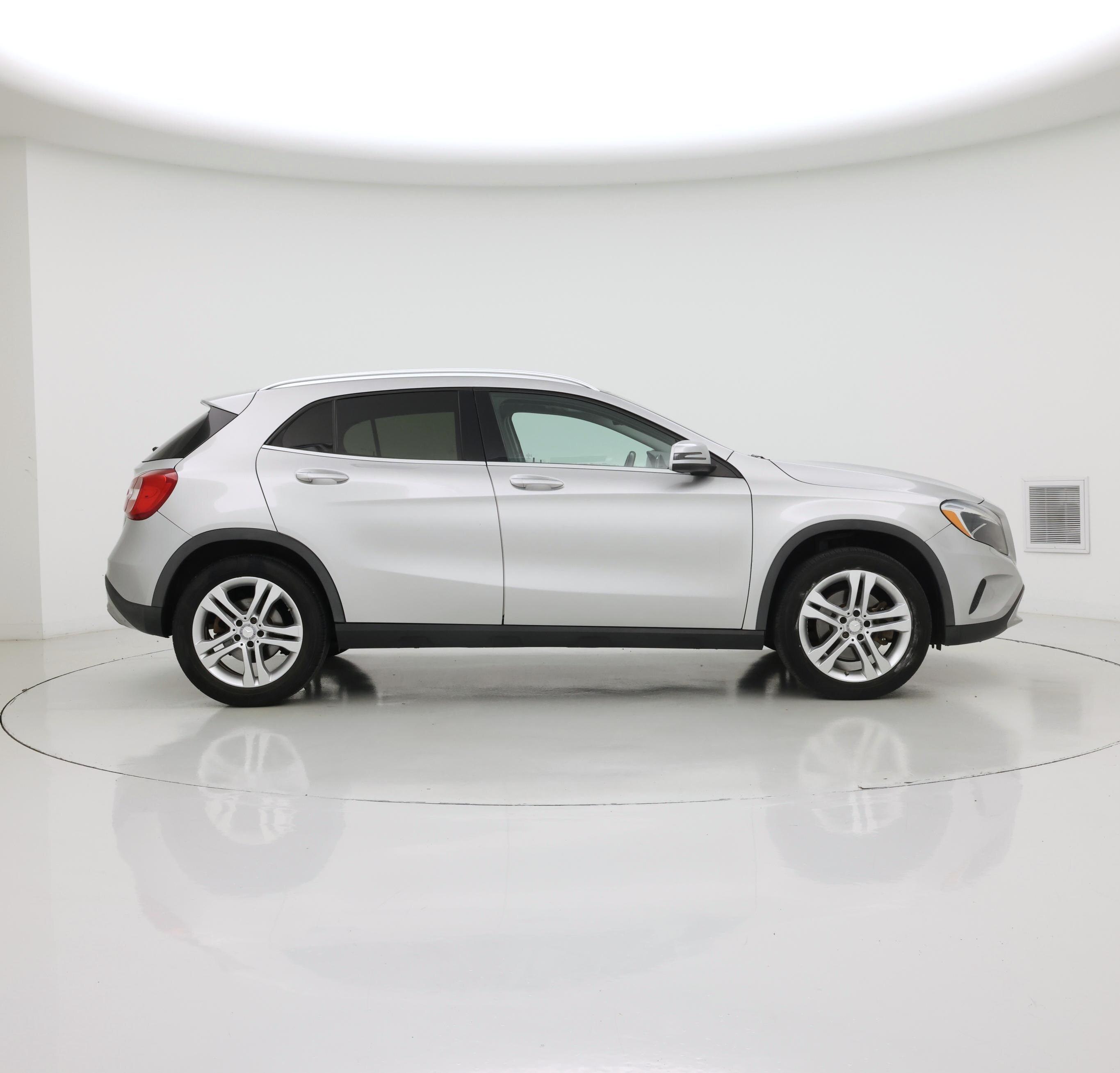 Thumbnail: 2015 Mercedes-Benz GLA - 7